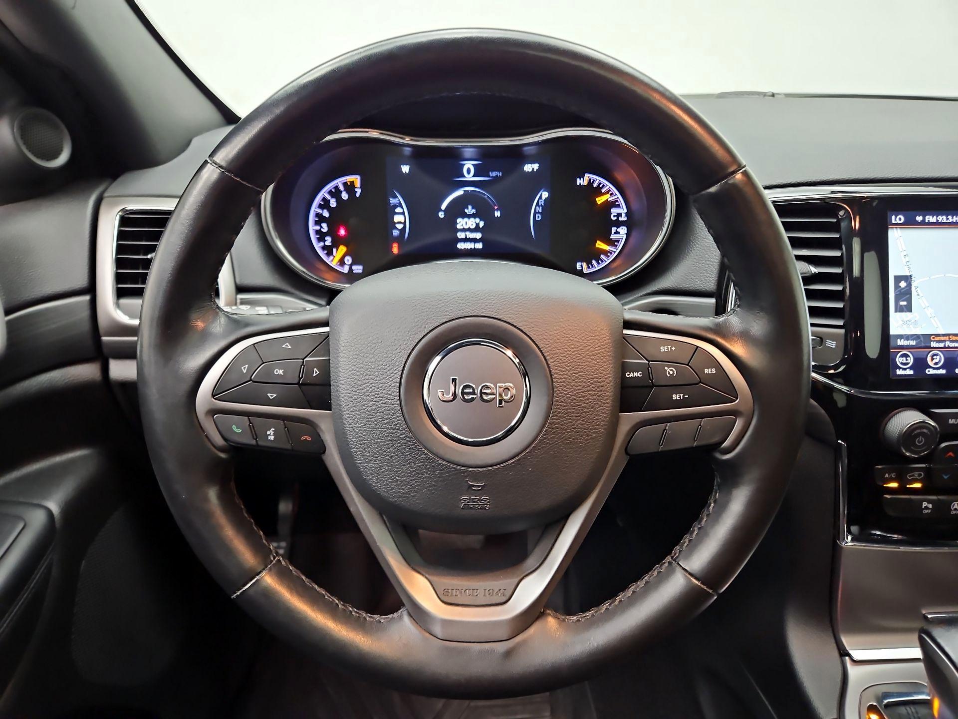 Thumbnail: 2020 Jeep Grand Cherokee - 10
