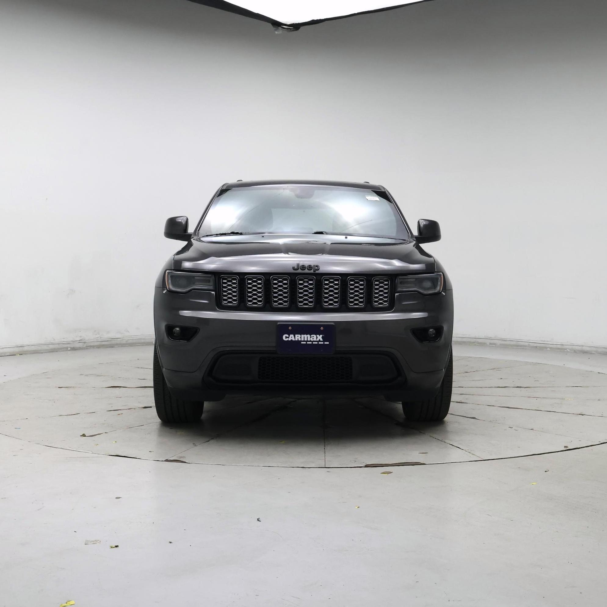Thumbnail: 2020 Jeep Grand Cherokee - 5