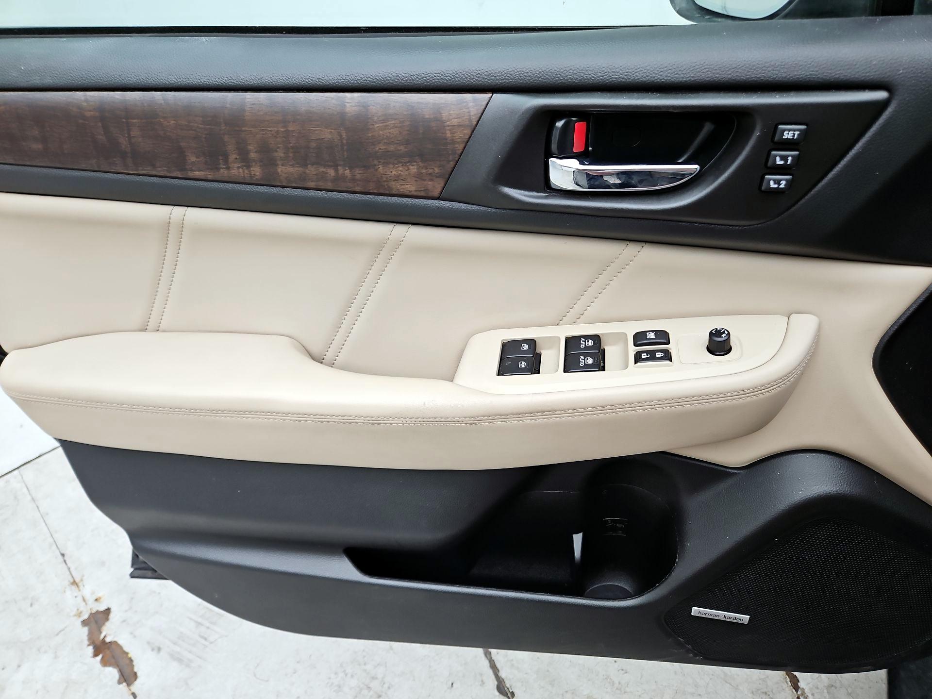 Thumbnail: 2018 Subaru Outback - 10