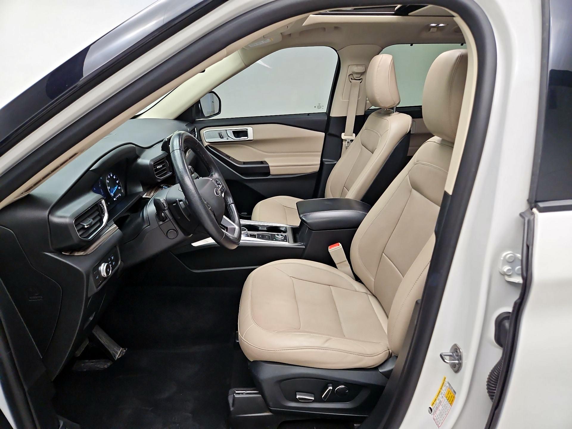 Thumbnail: 2020 Ford Explorer - 11