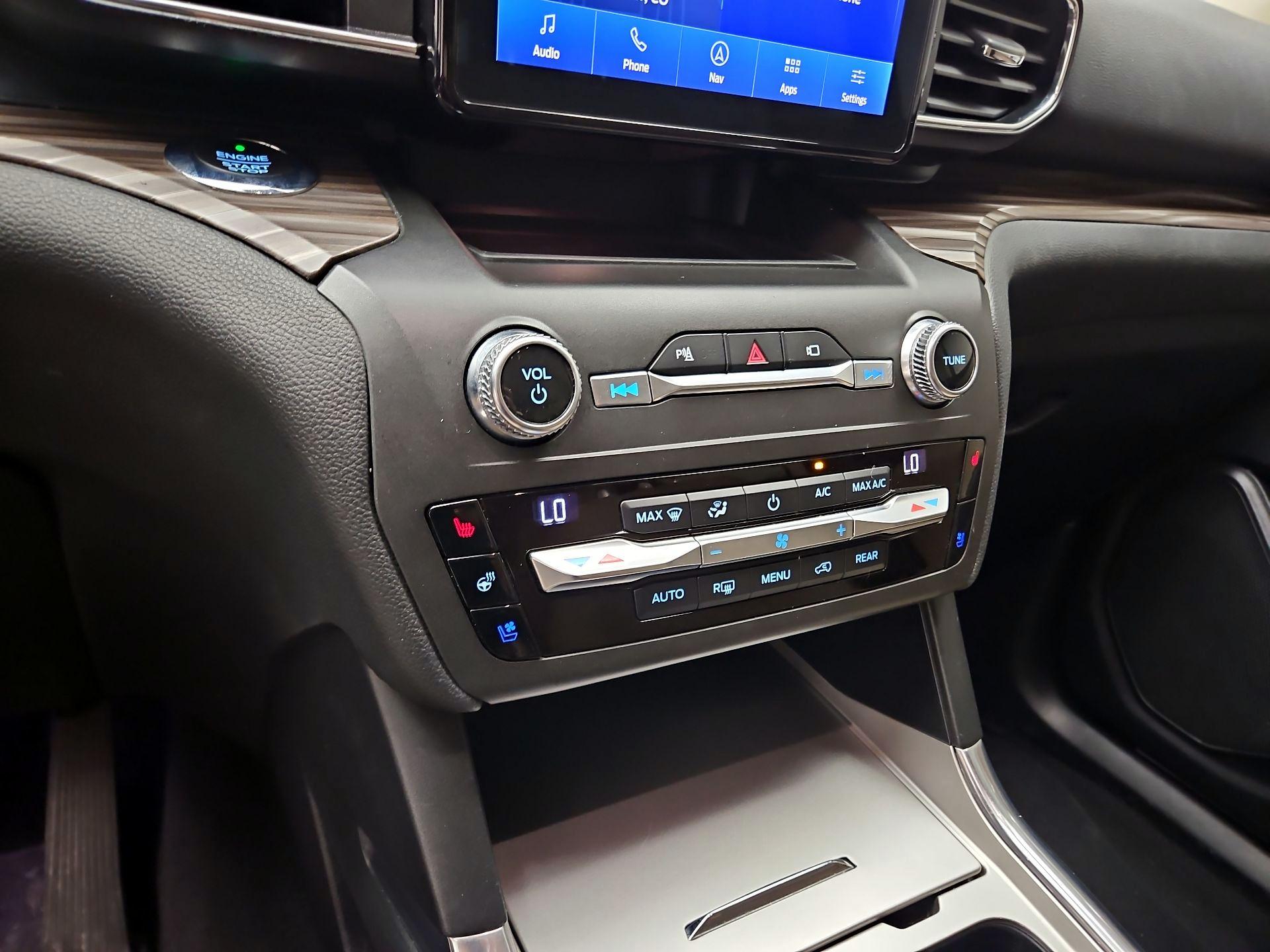 Thumbnail: 2020 Ford Explorer - 17