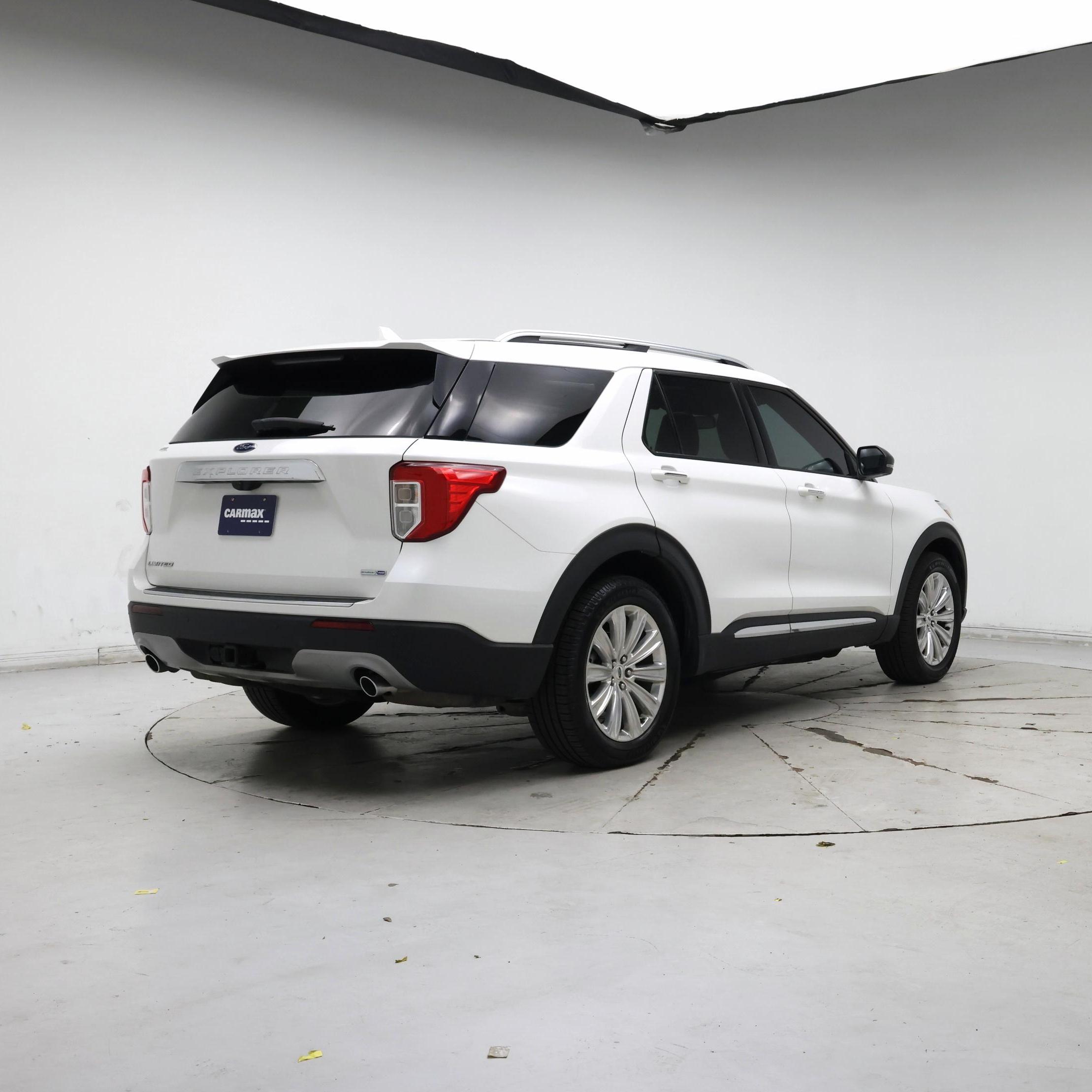 Thumbnail: 2020 Ford Explorer - 8