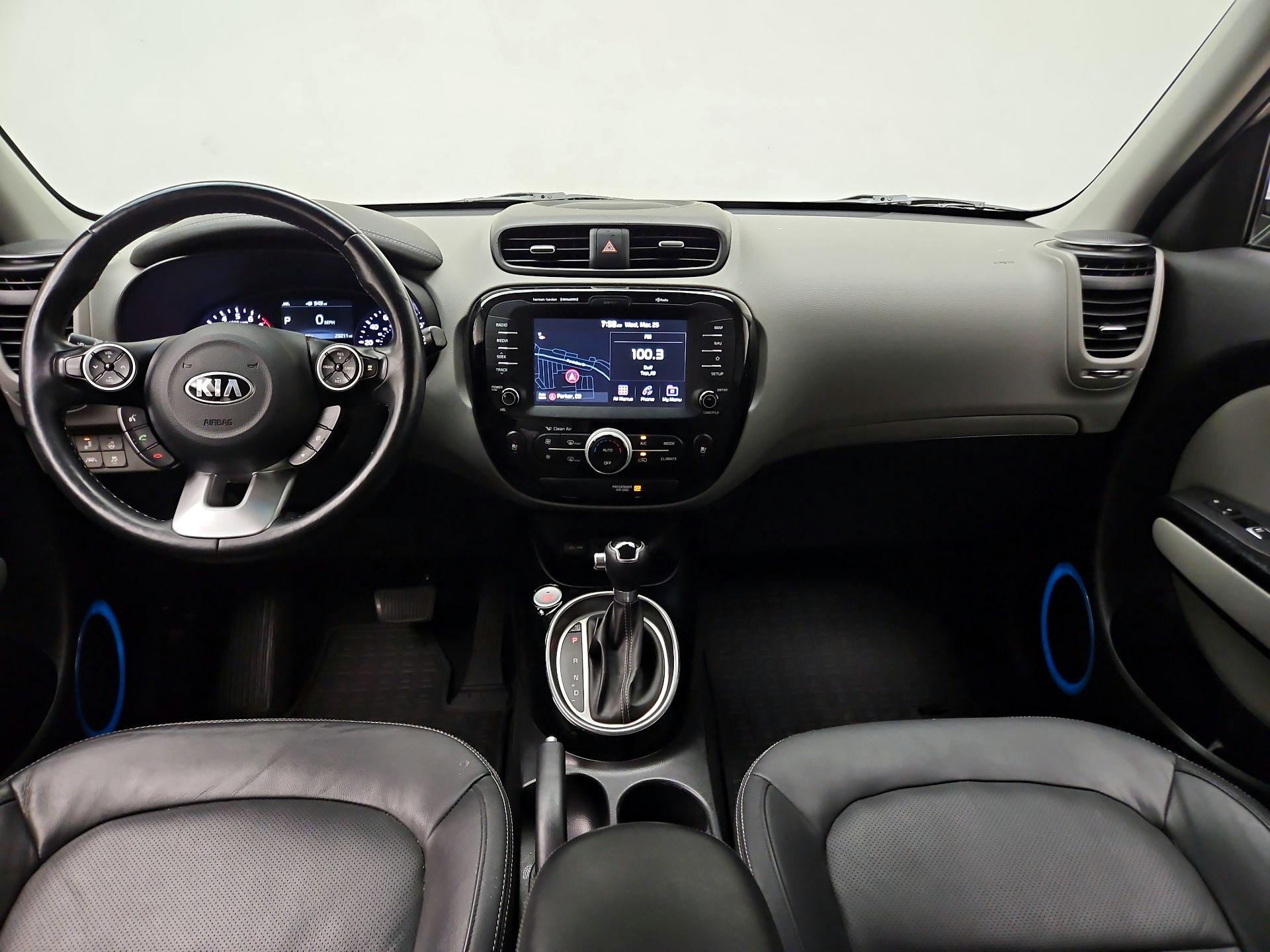 Thumbnail: 2019 Kia Soul - 9