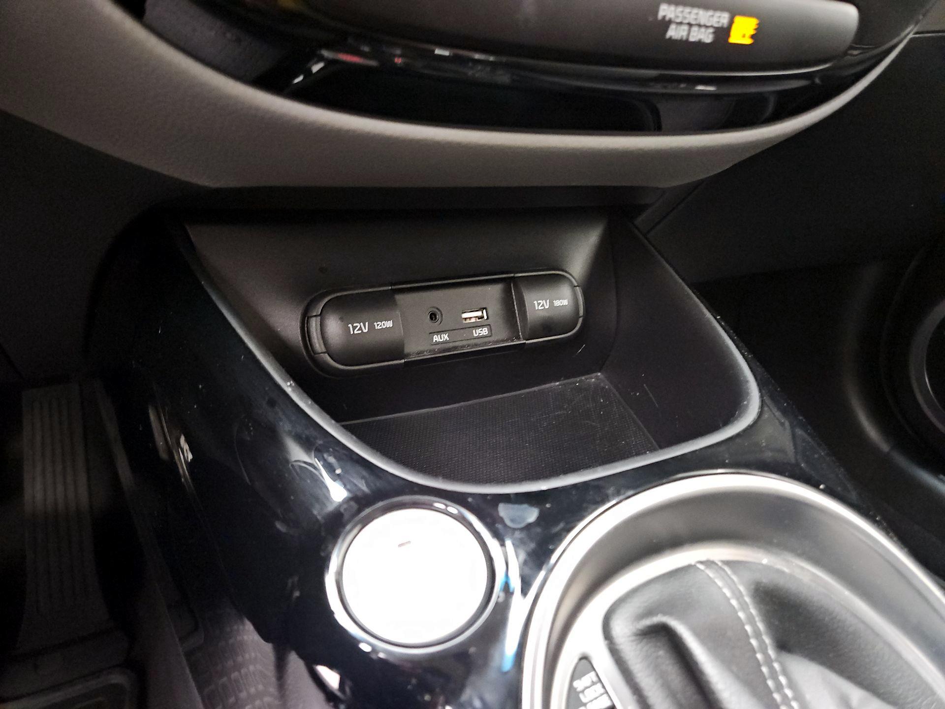 Thumbnail: 2019 Kia Soul - 19