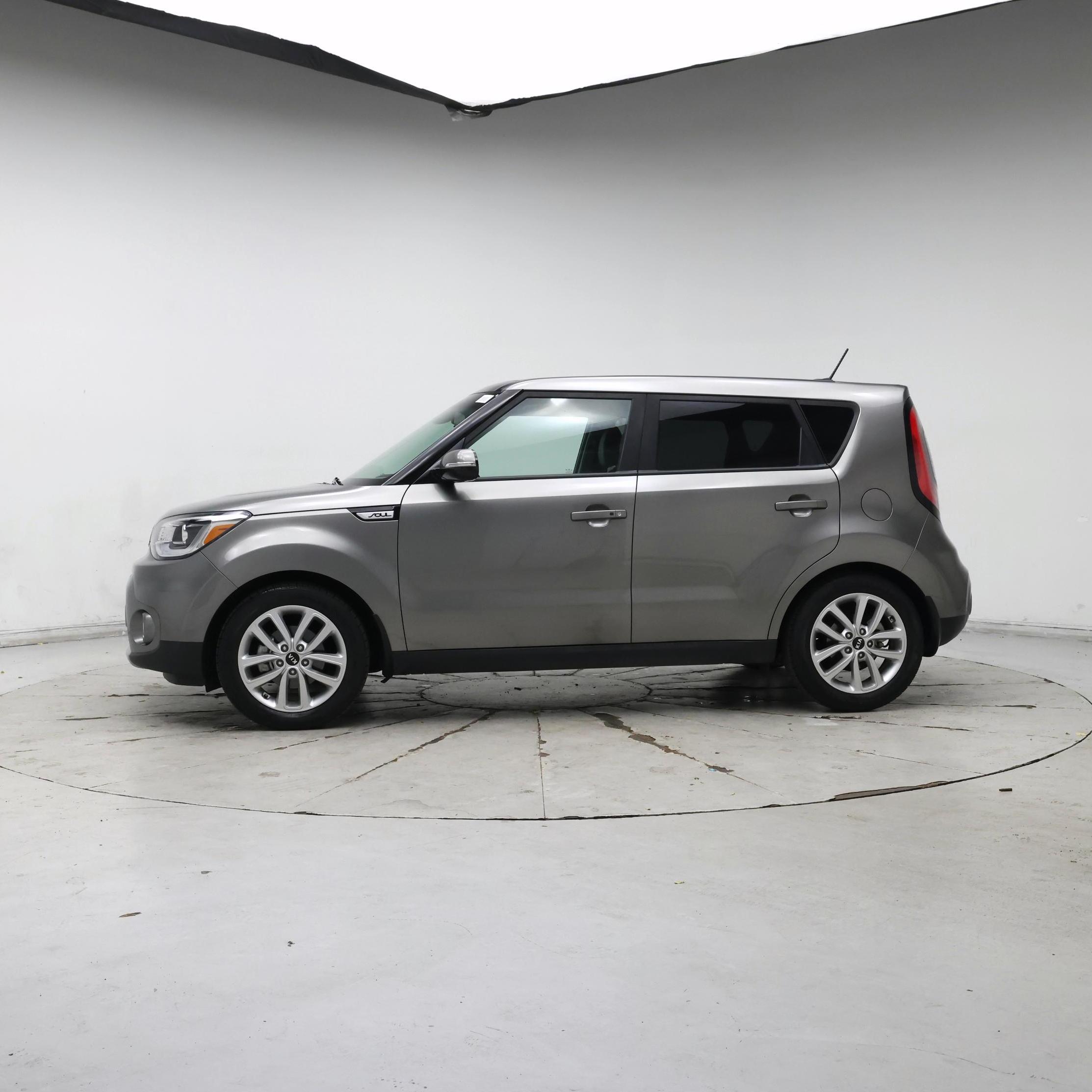 Thumbnail: 2019 Kia Soul - 3