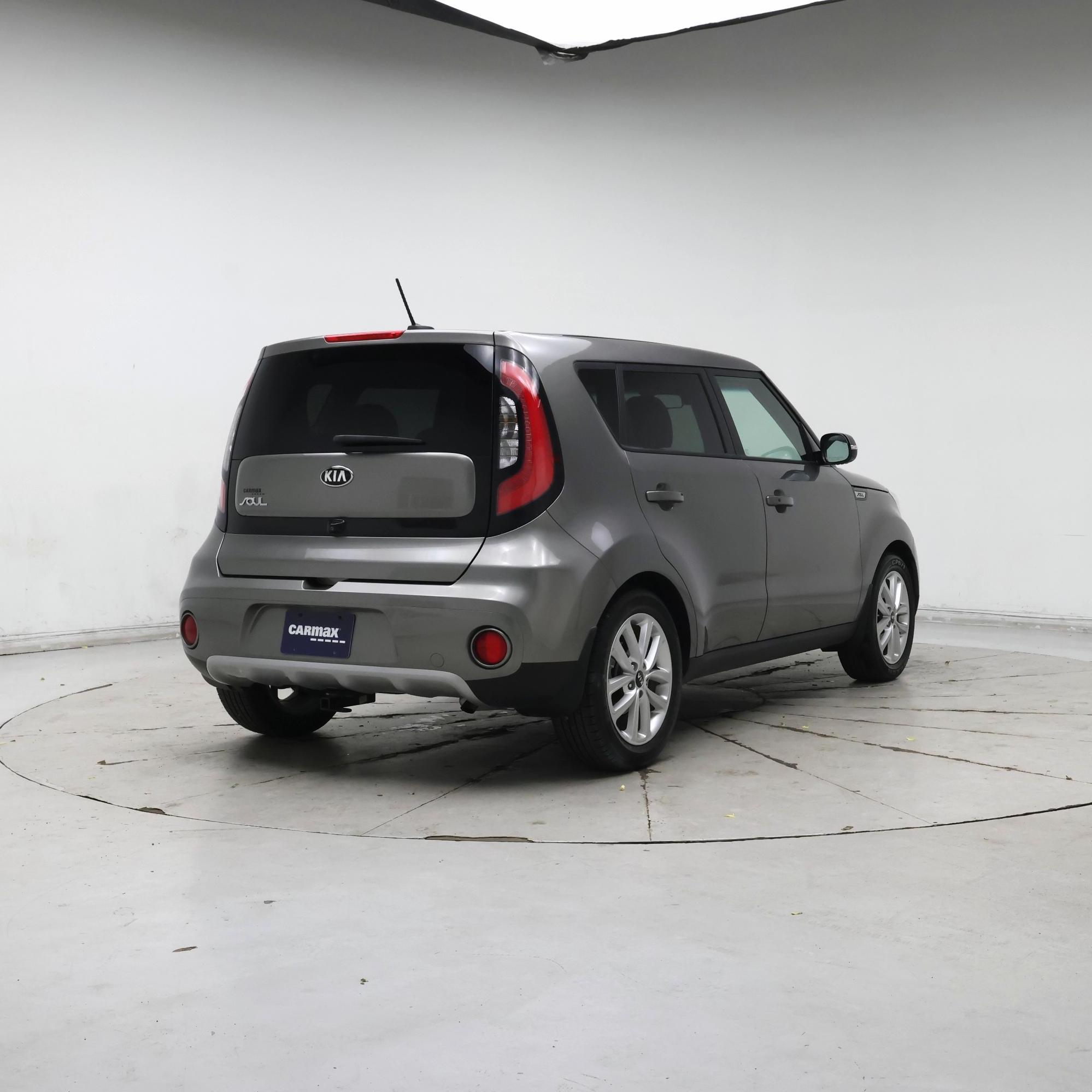 Thumbnail: 2019 Kia Soul - 8