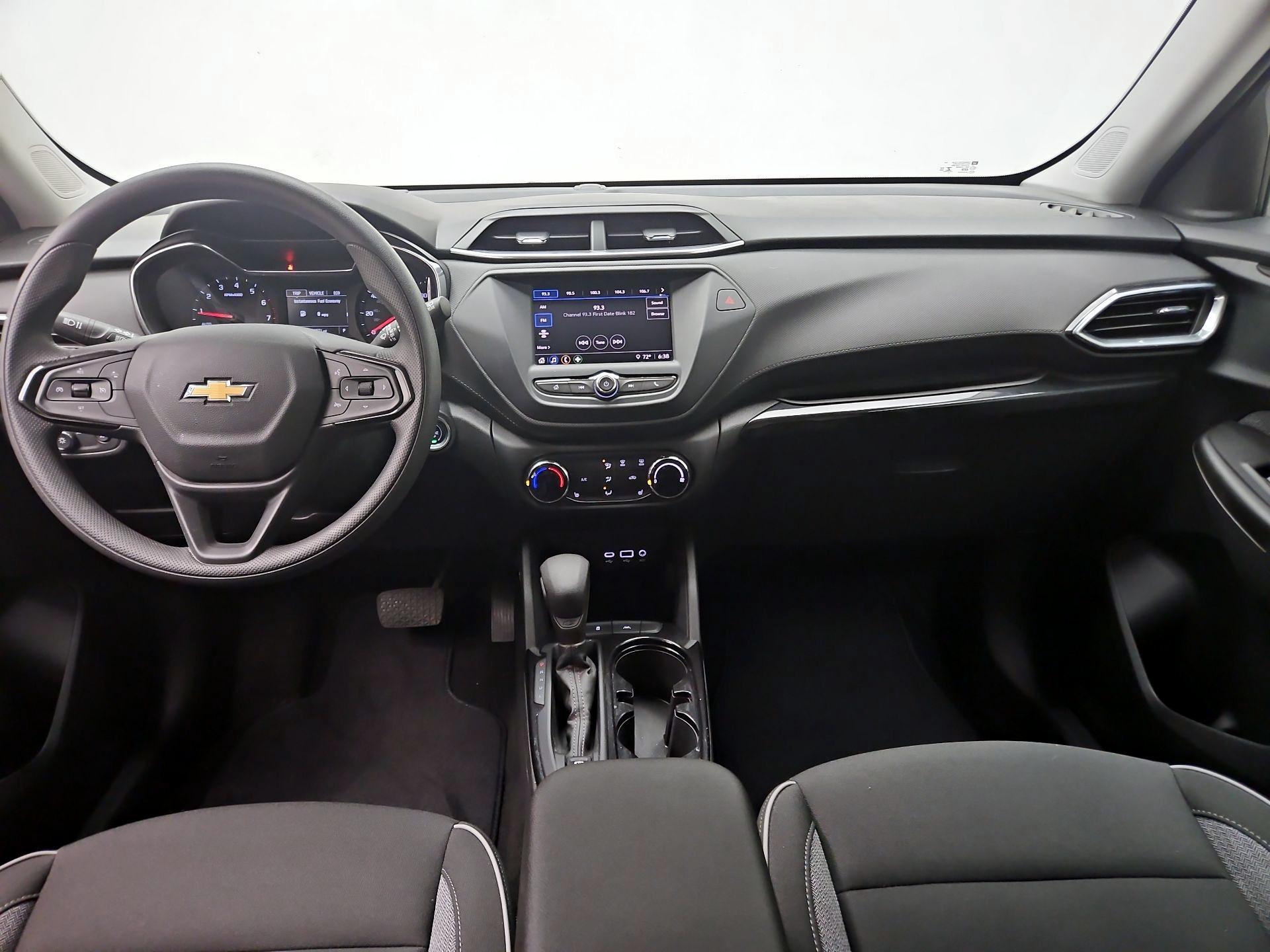 Thumbnail: 2023 Chevrolet TrailBlazer - 9