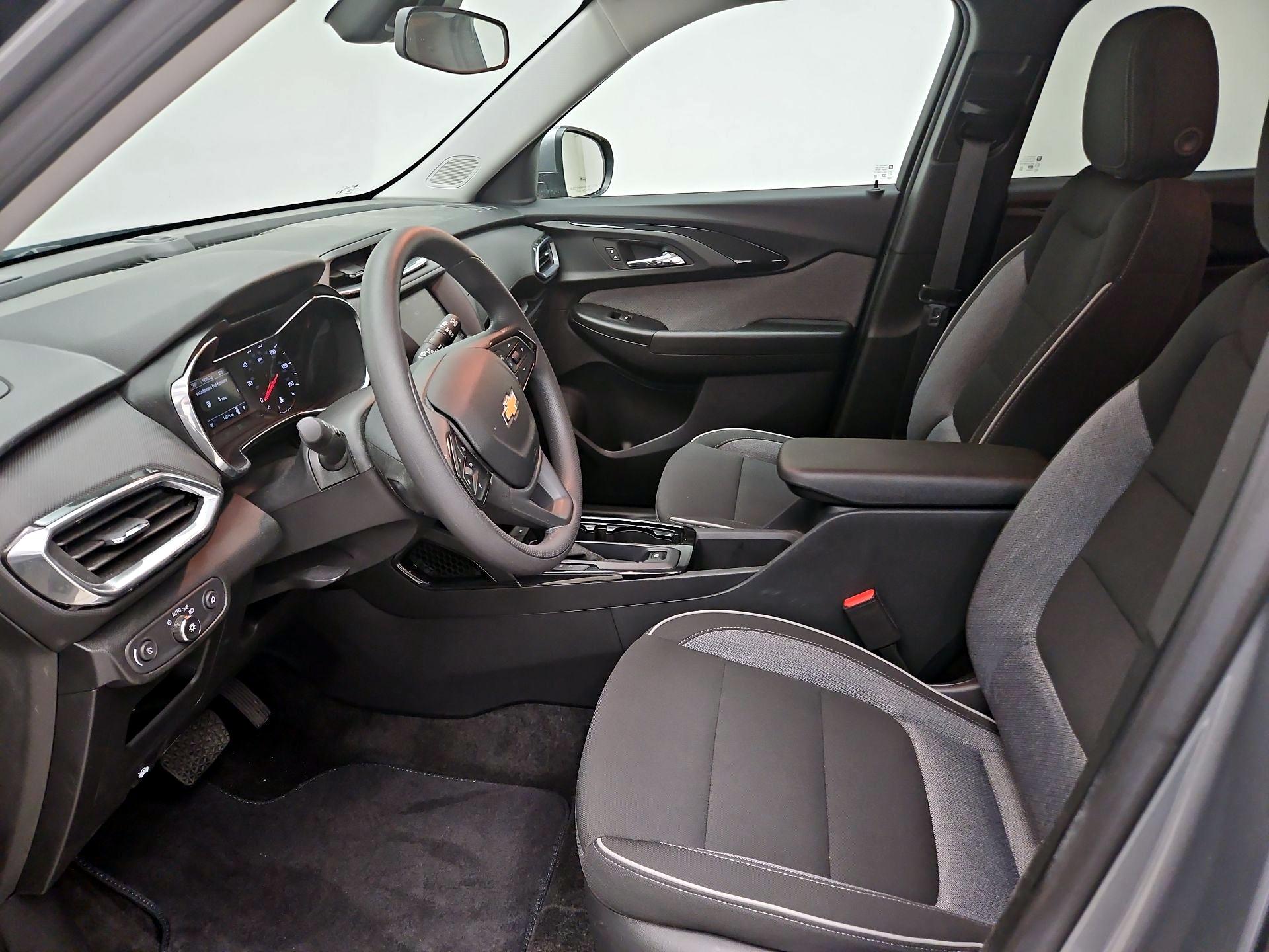 Thumbnail: 2023 Chevrolet TrailBlazer - 11