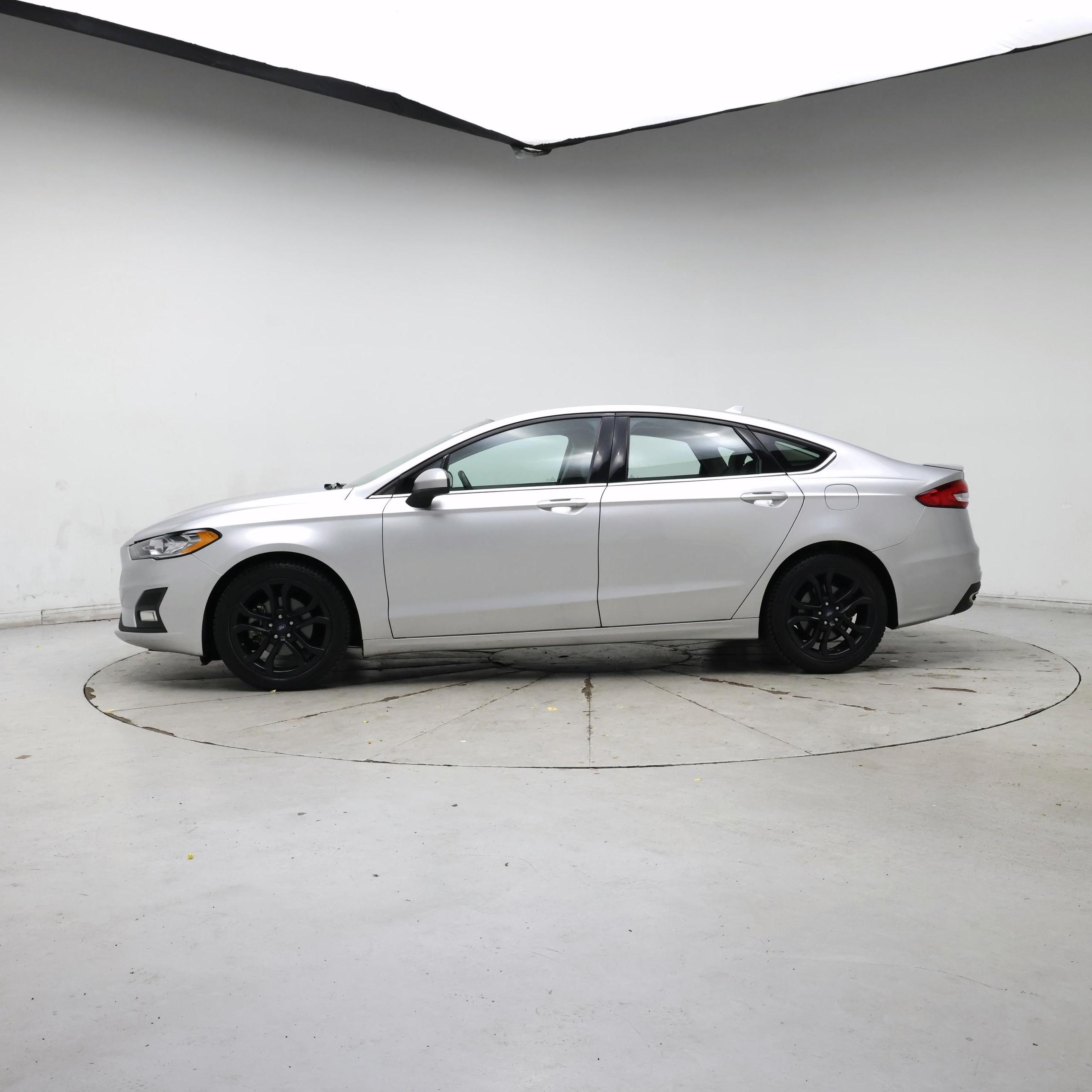 Thumbnail: 2019 Ford Fusion - 3