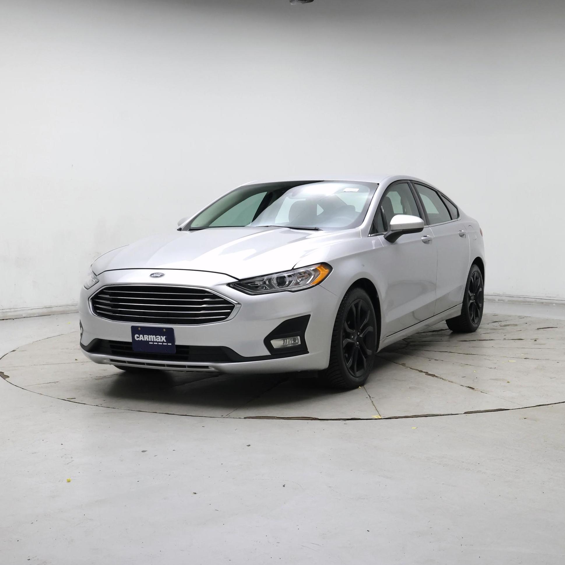 Thumbnail: 2019 Ford Fusion - 4