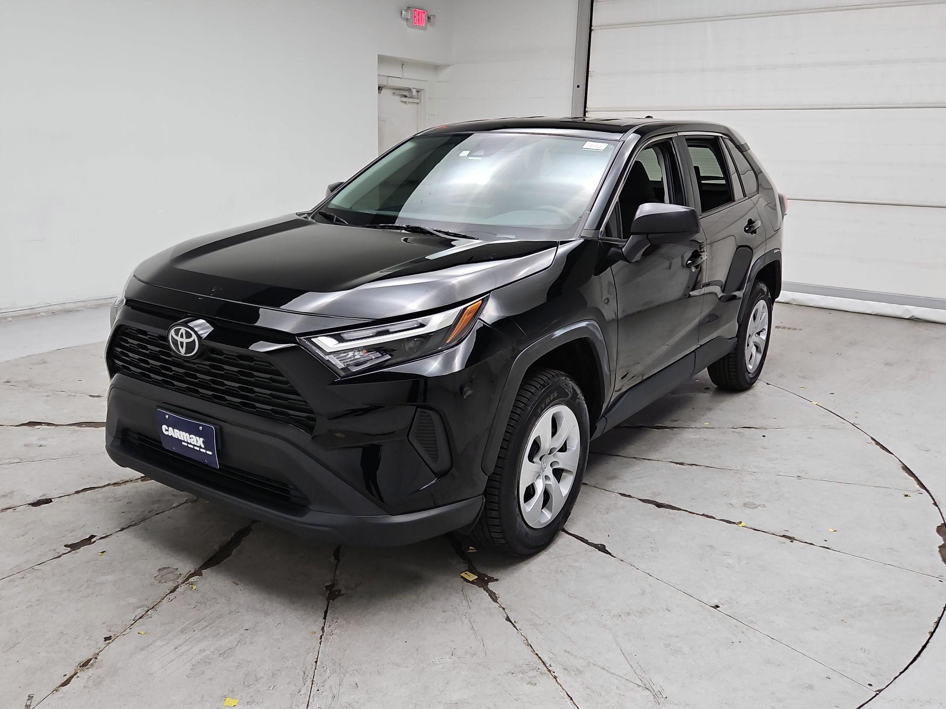 Thumbnail: 2023 Toyota RAV4 - 3