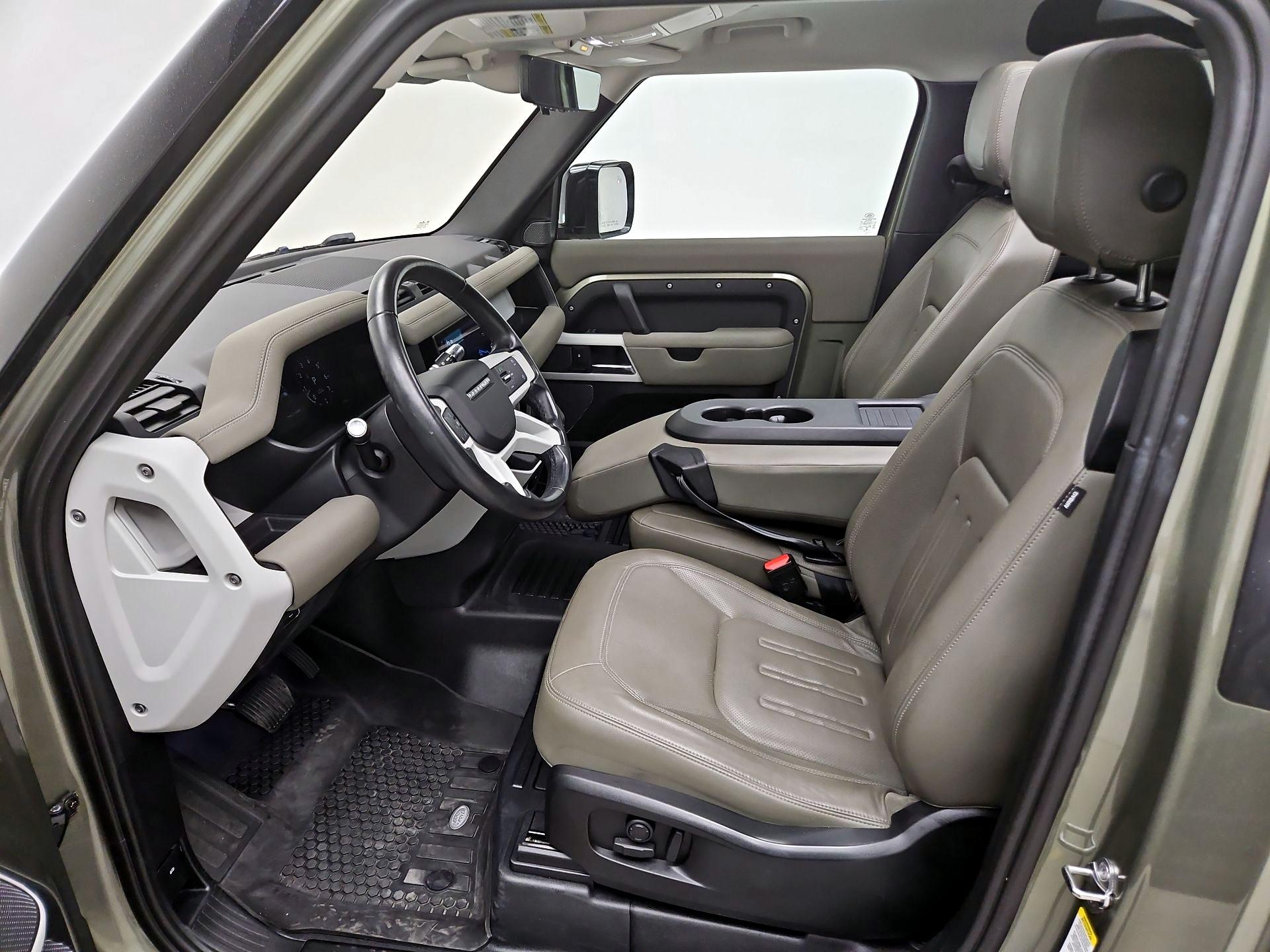 Thumbnail: 2021 Land Rover Defender - 9