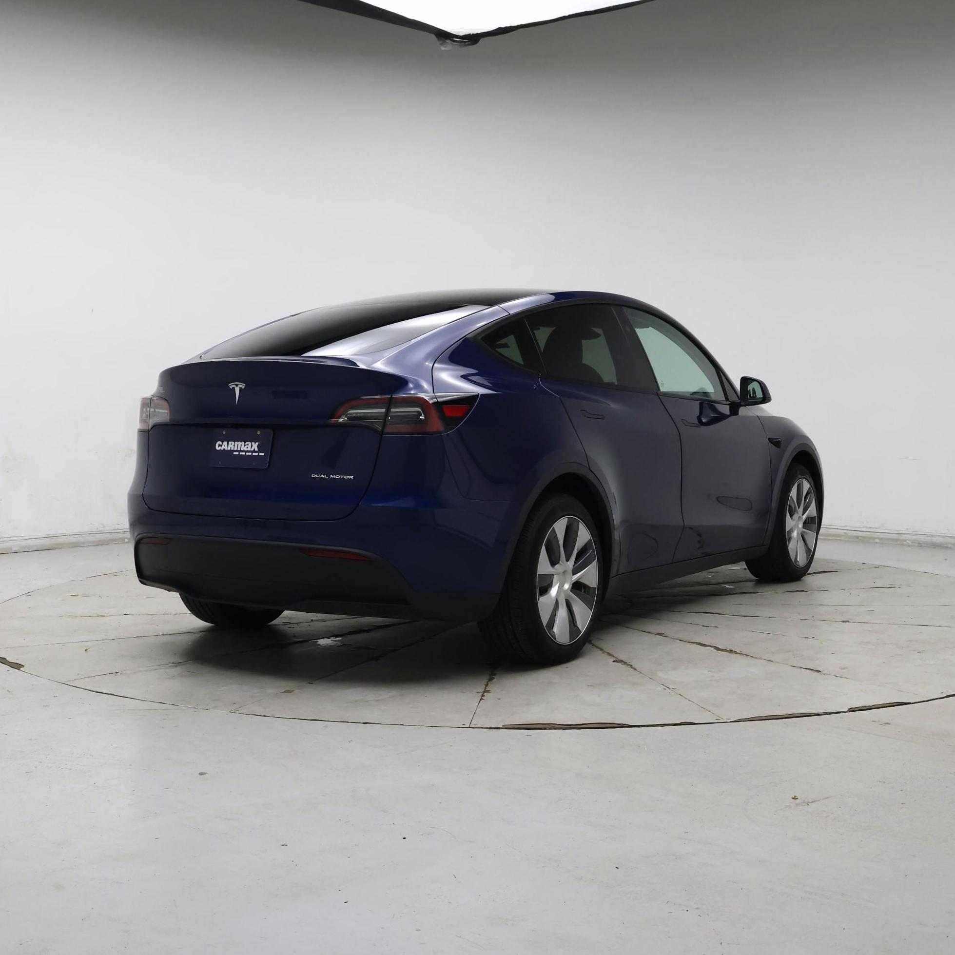 Thumbnail: 2023 Tesla Model Y - 8