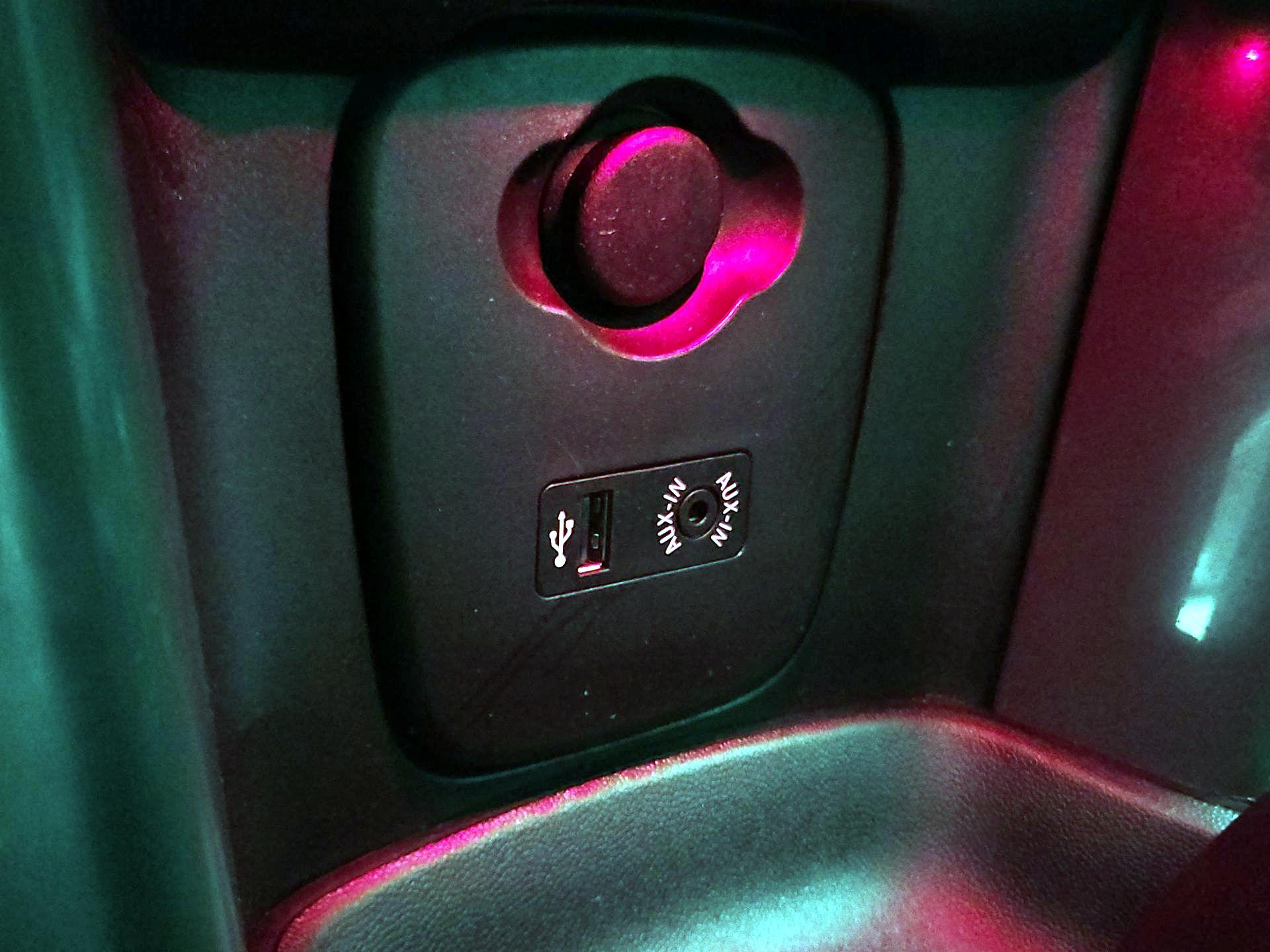 Thumbnail: 2016 MINI Cooper Hardtop - 15