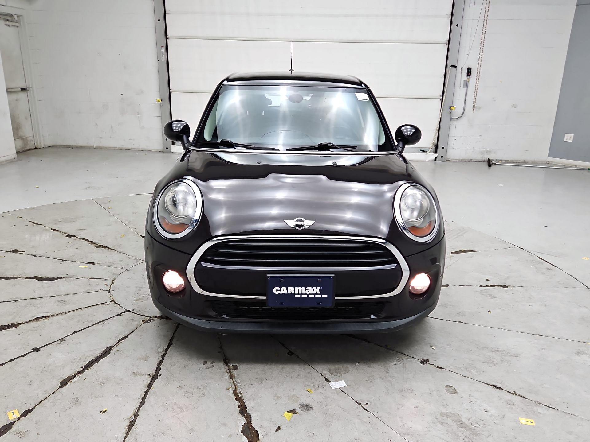 Thumbnail: 2016 MINI Cooper Hardtop - 2