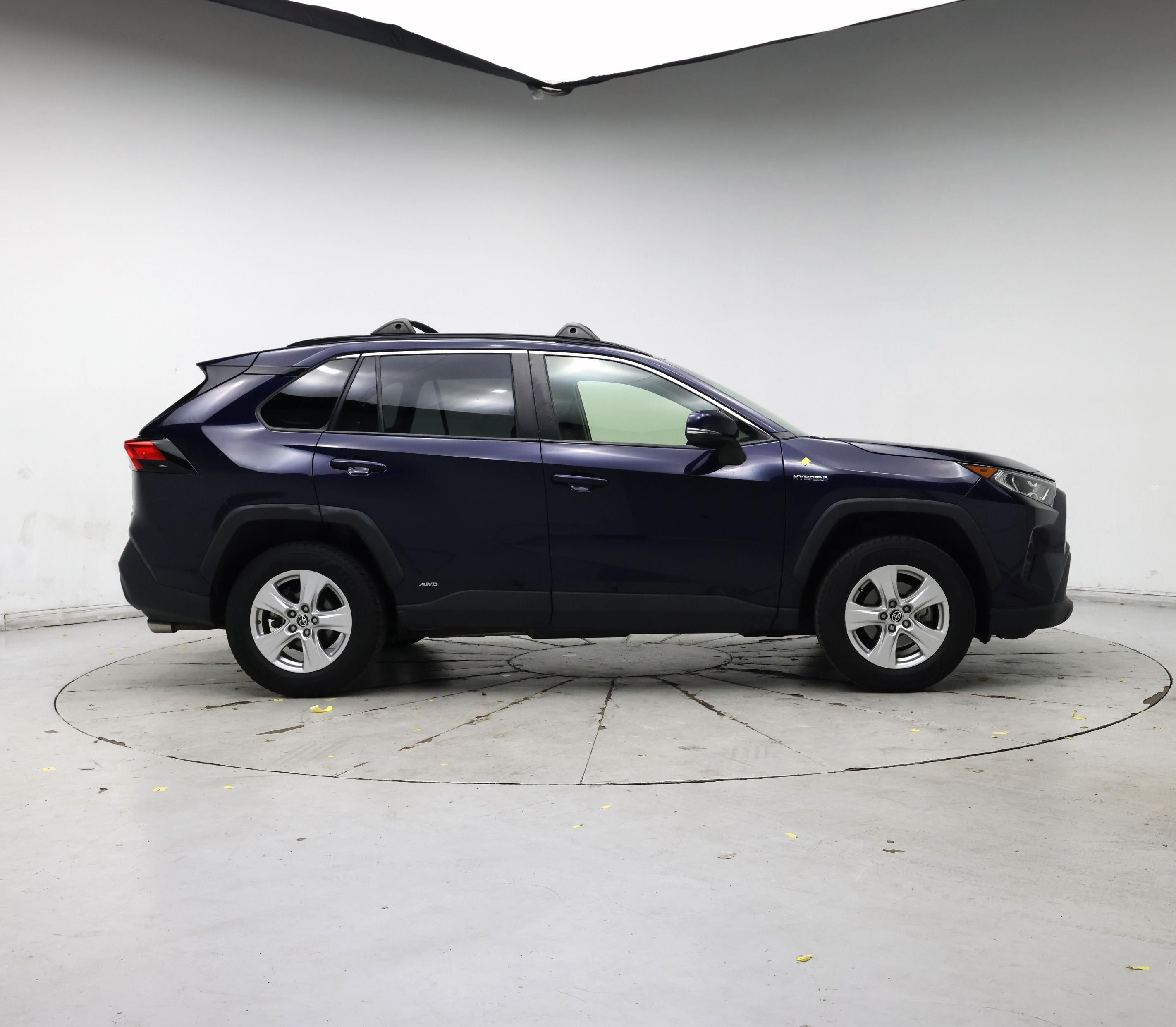 Thumbnail: 2020 Toyota RAV4 - 7