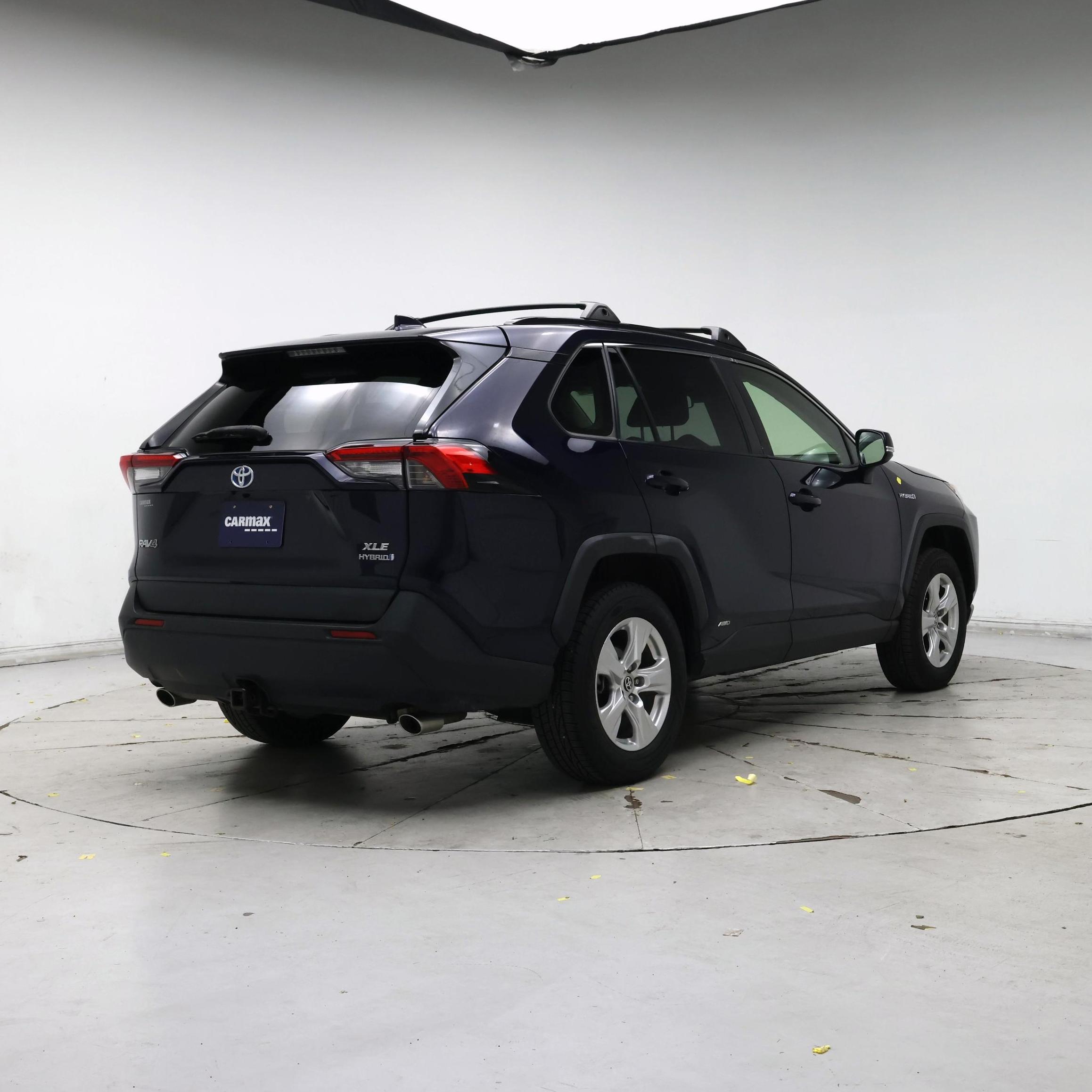 Thumbnail: 2020 Toyota RAV4 - 8