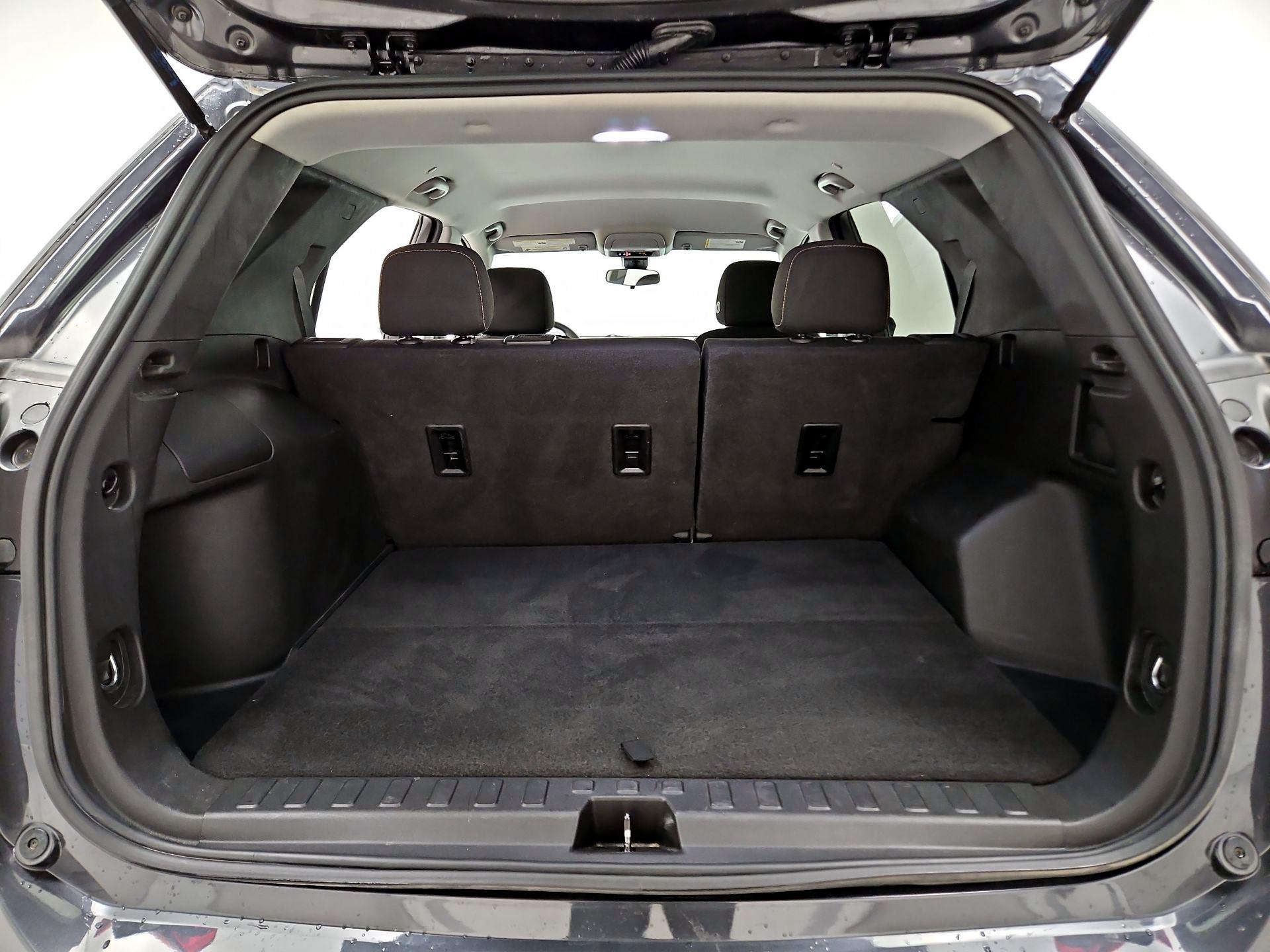 Thumbnail: 2022 Chevrolet Equinox - 18