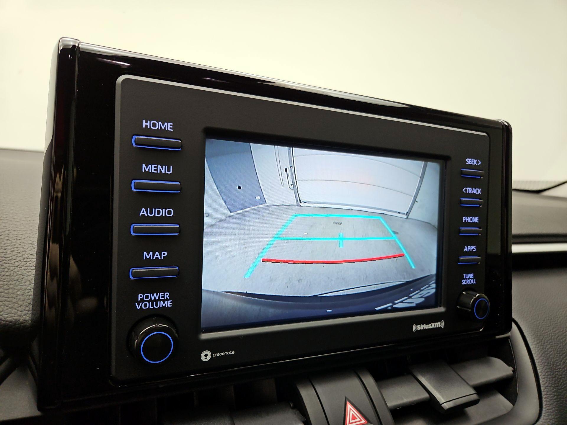 Thumbnail: 2022 Toyota RAV4 - 12