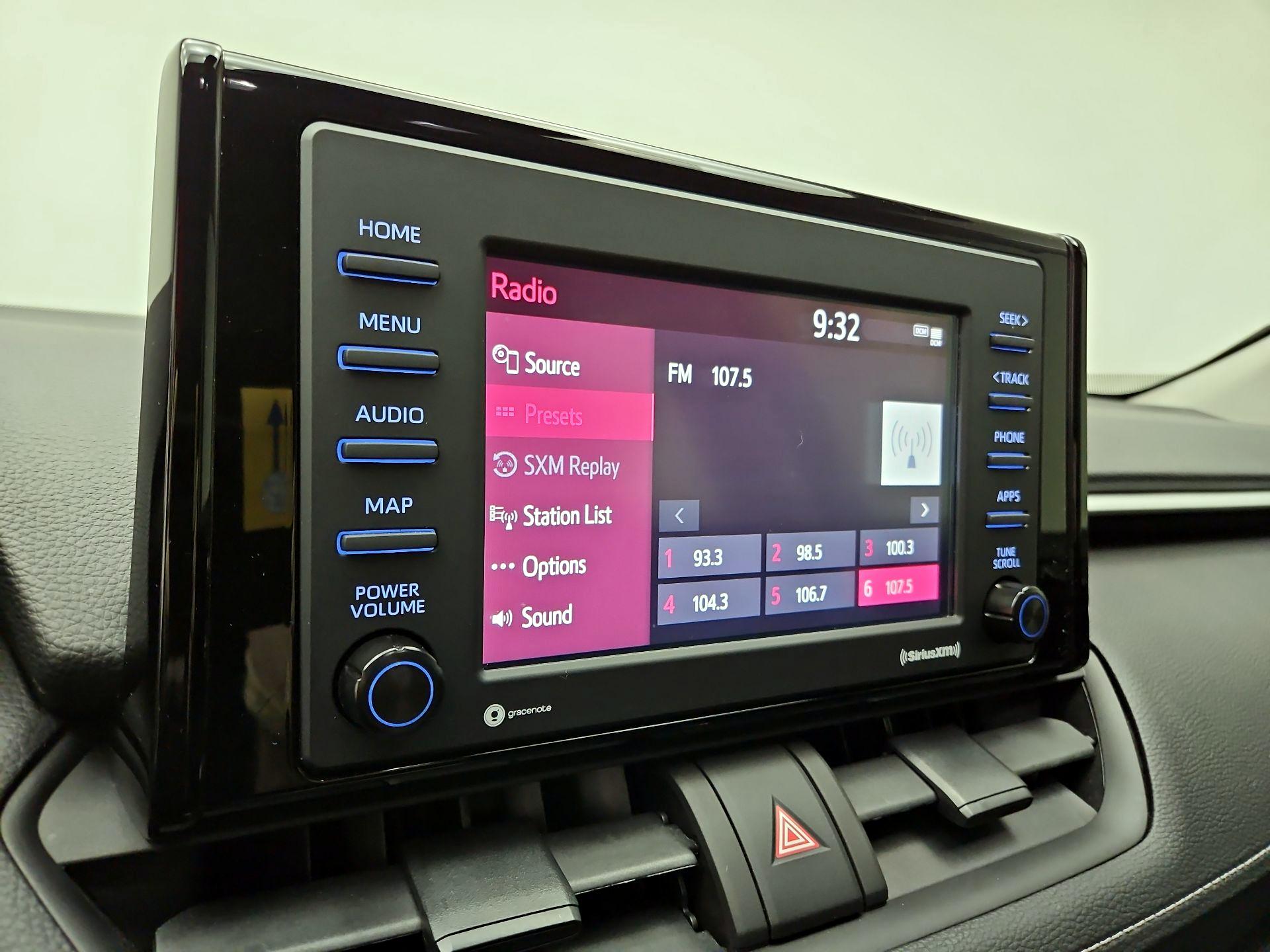 Thumbnail: 2022 Toyota RAV4 - 13