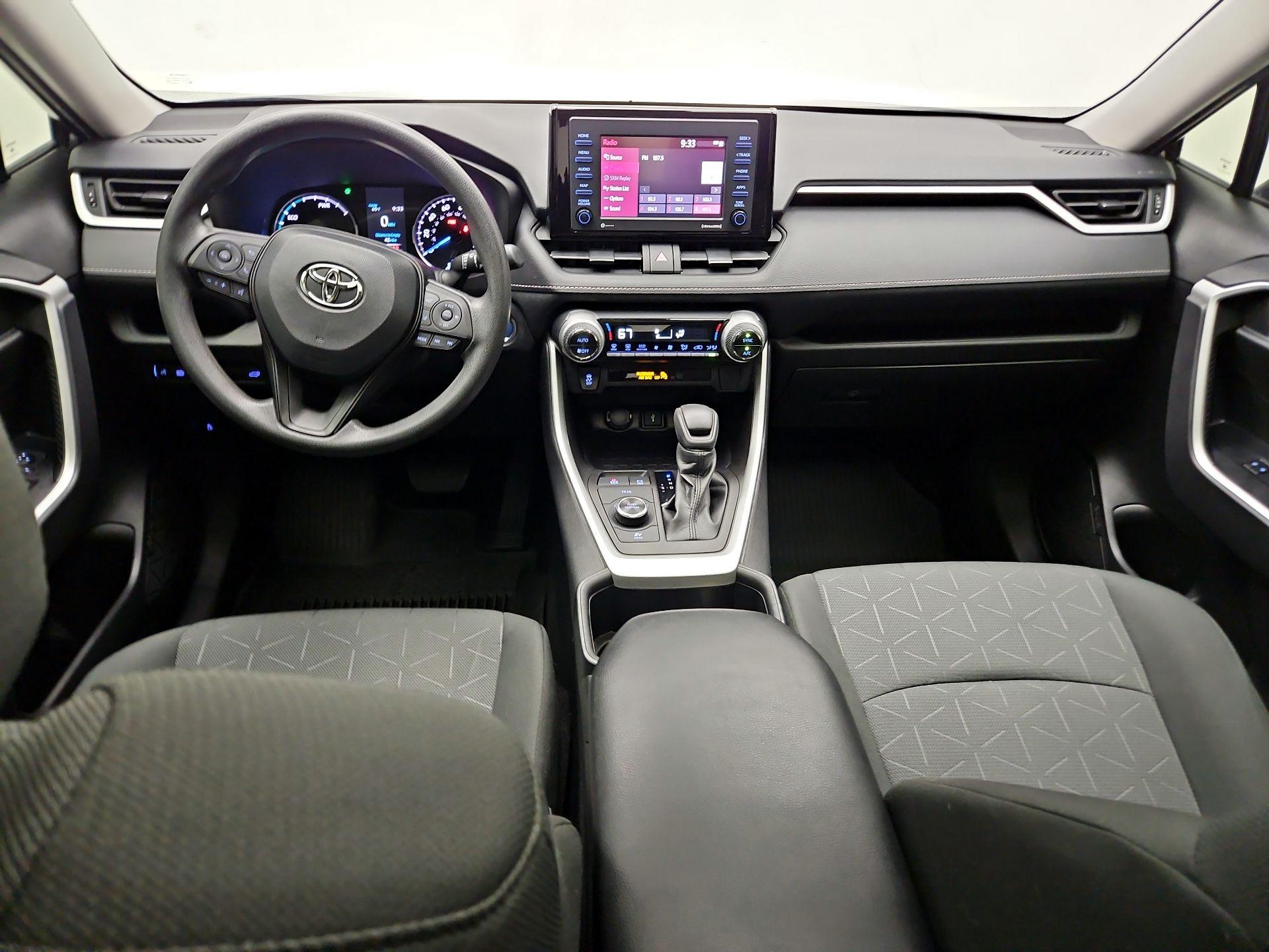 Thumbnail: 2022 Toyota RAV4 - 8