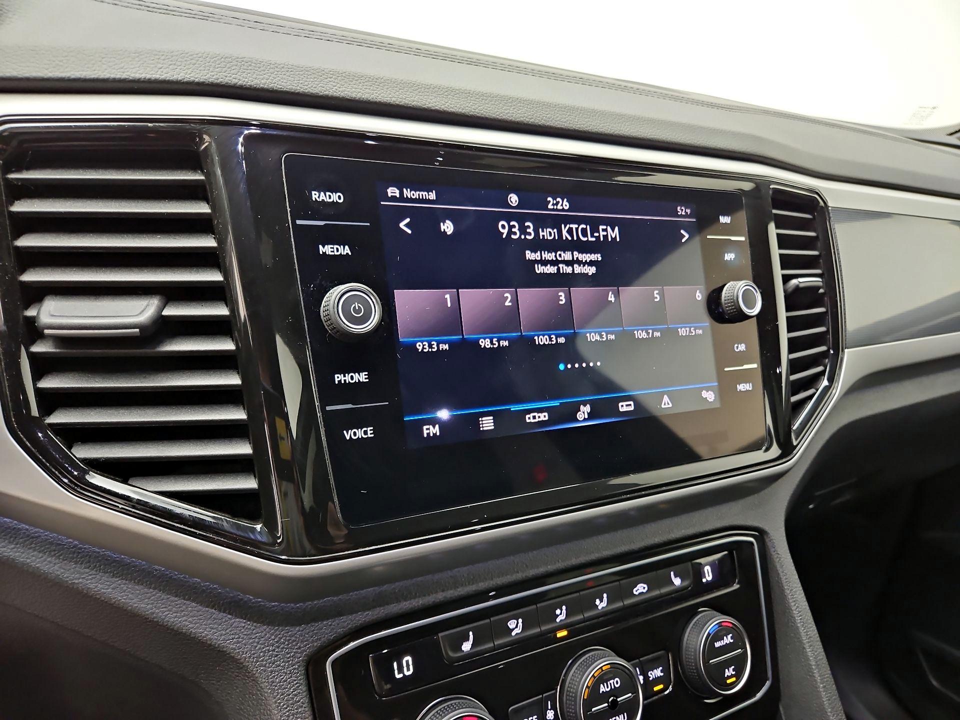 Thumbnail: 2023 Volkswagen Atlas - 16