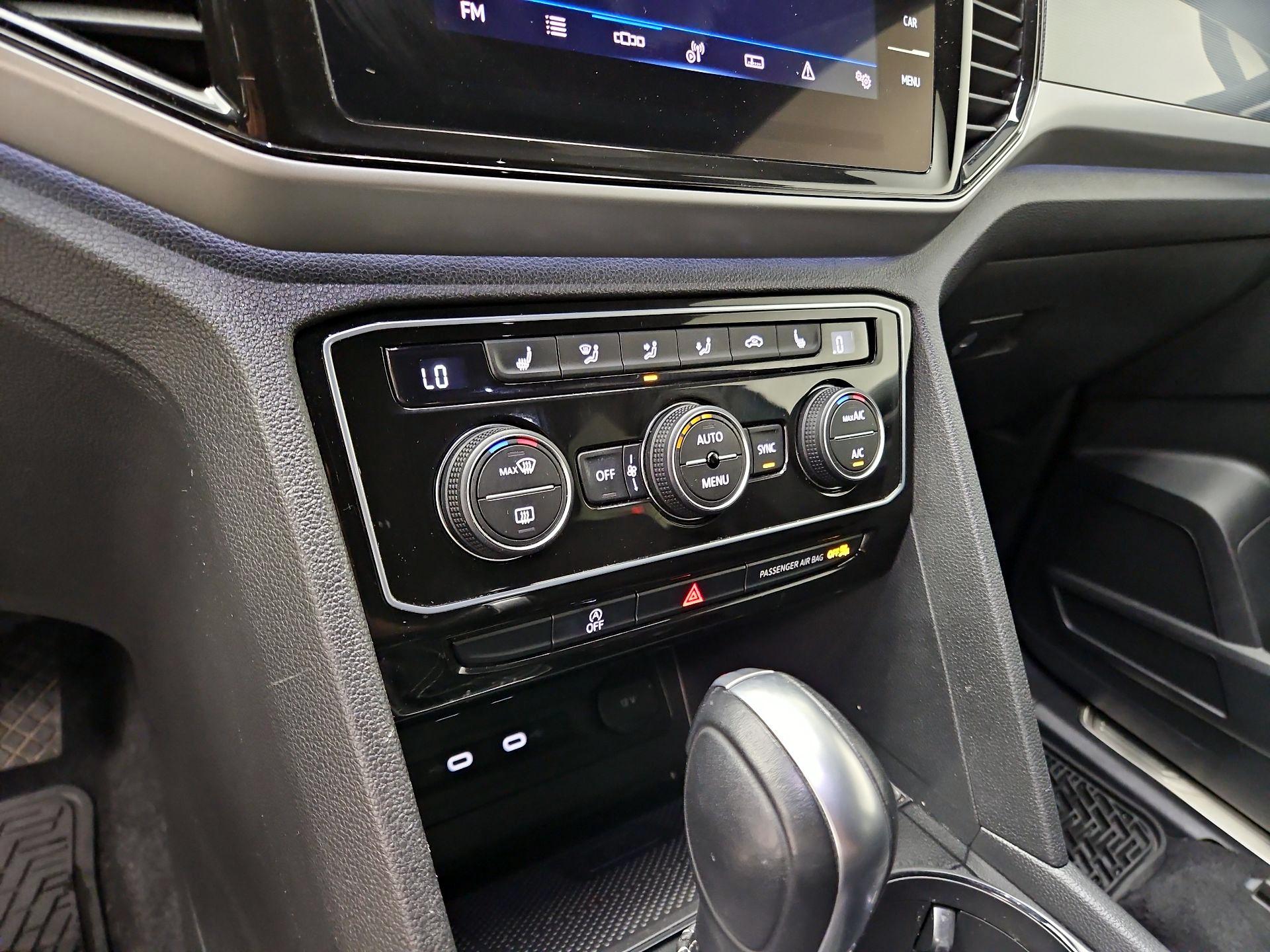 Thumbnail: 2023 Volkswagen Atlas - 17