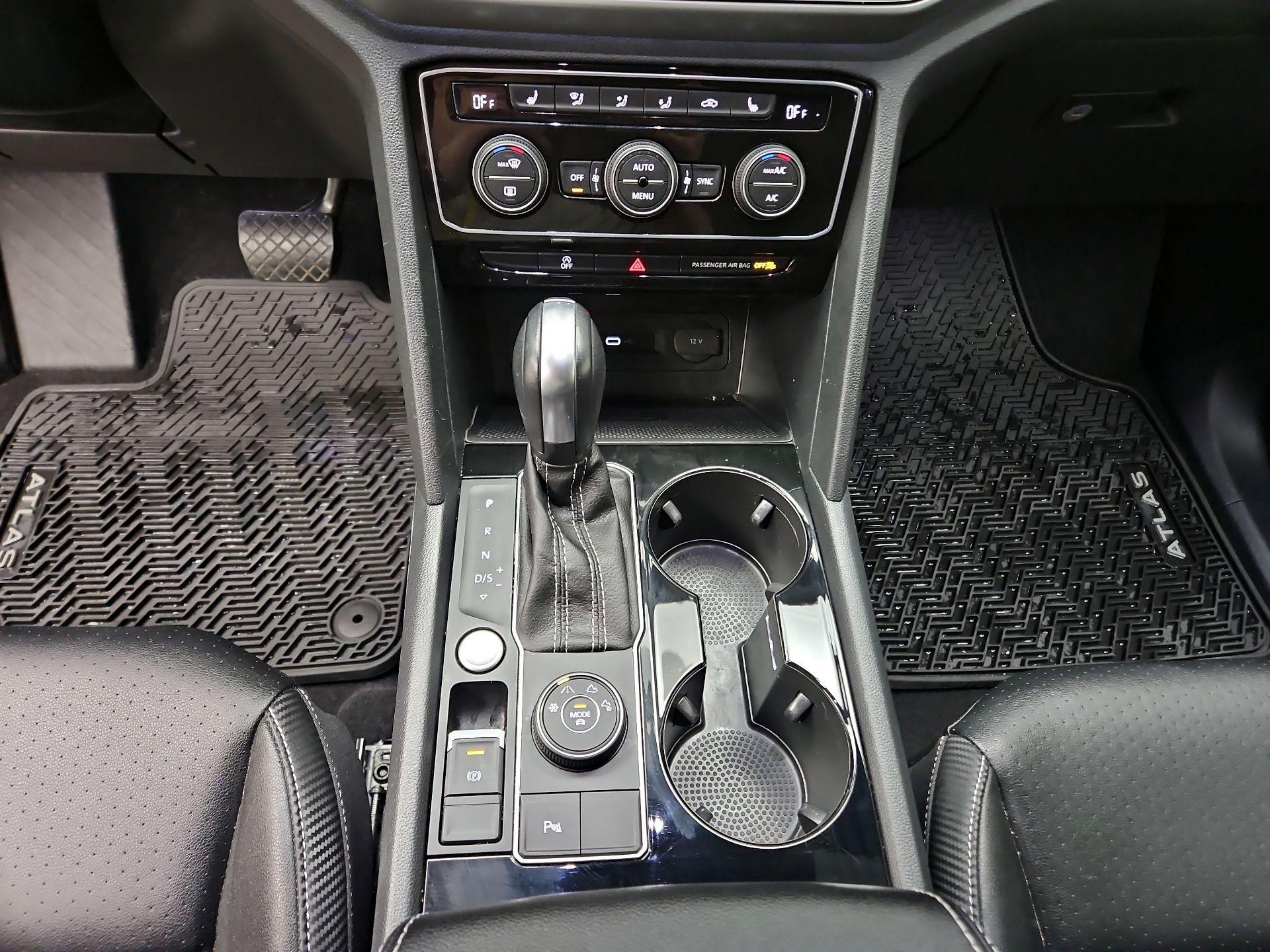 Thumbnail: 2023 Volkswagen Atlas - 18