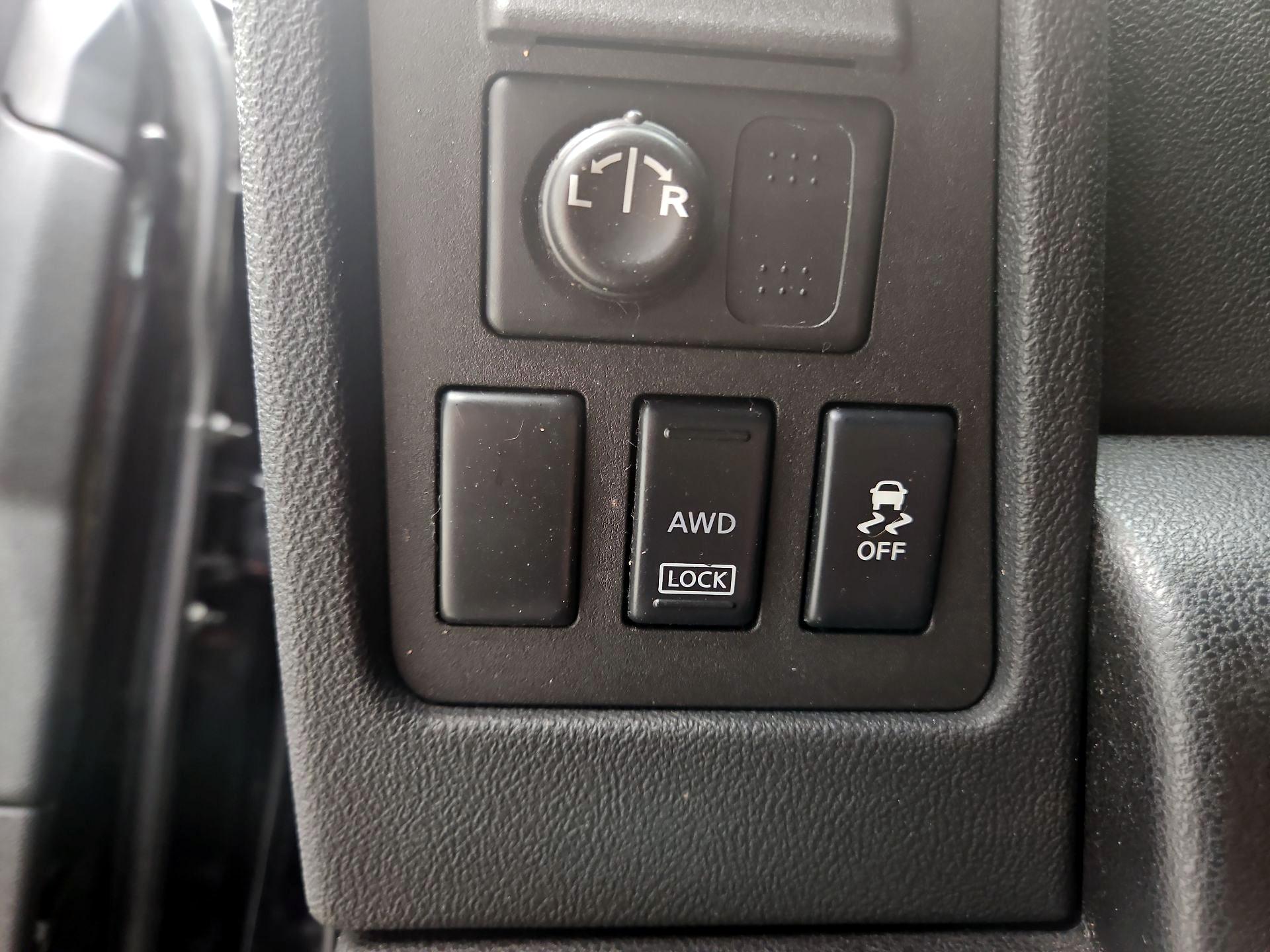 Thumbnail: 2014 Nissan Rogue - 13