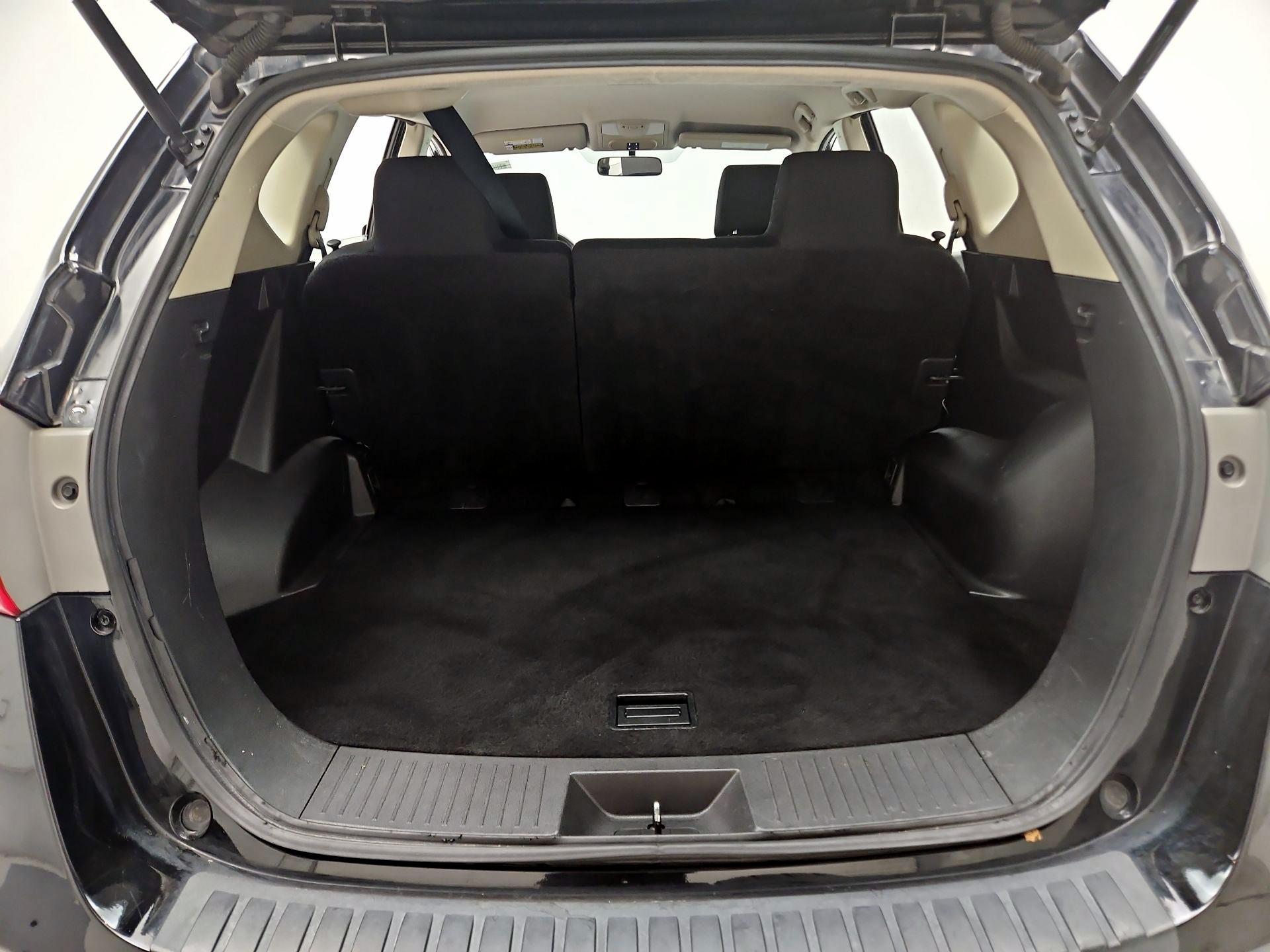 Thumbnail: 2014 Nissan Rogue - 18