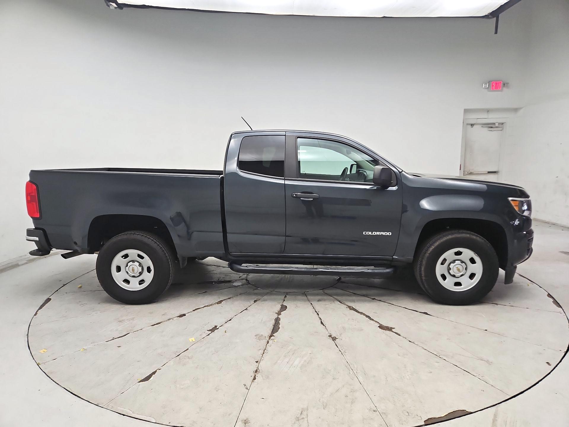 Thumbnail: 2017 Chevrolet Colorado - 4