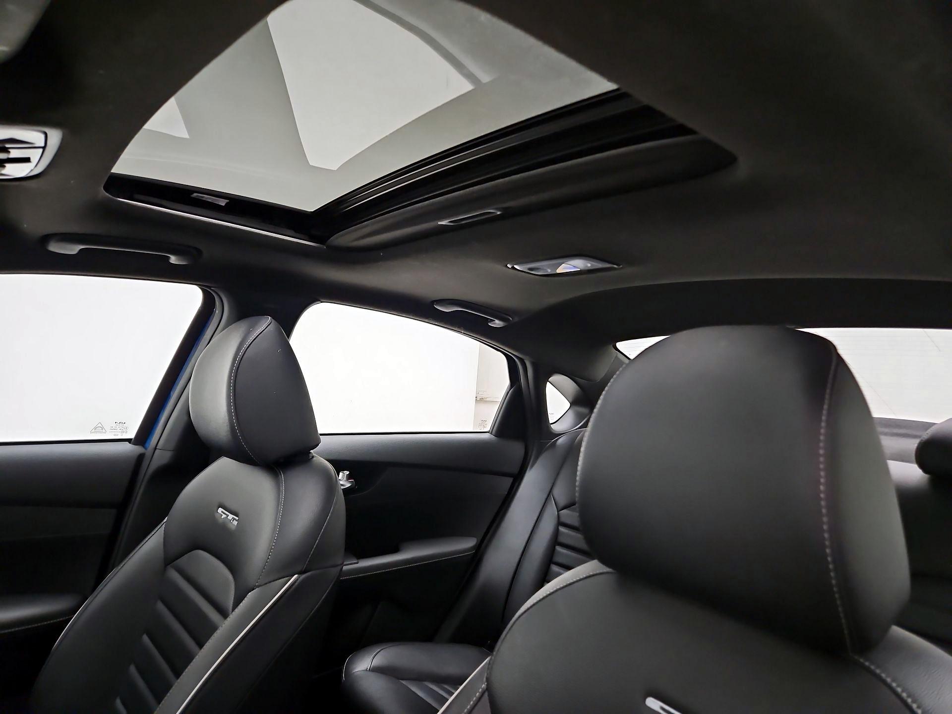 Thumbnail: 2022 Kia Forte - 18