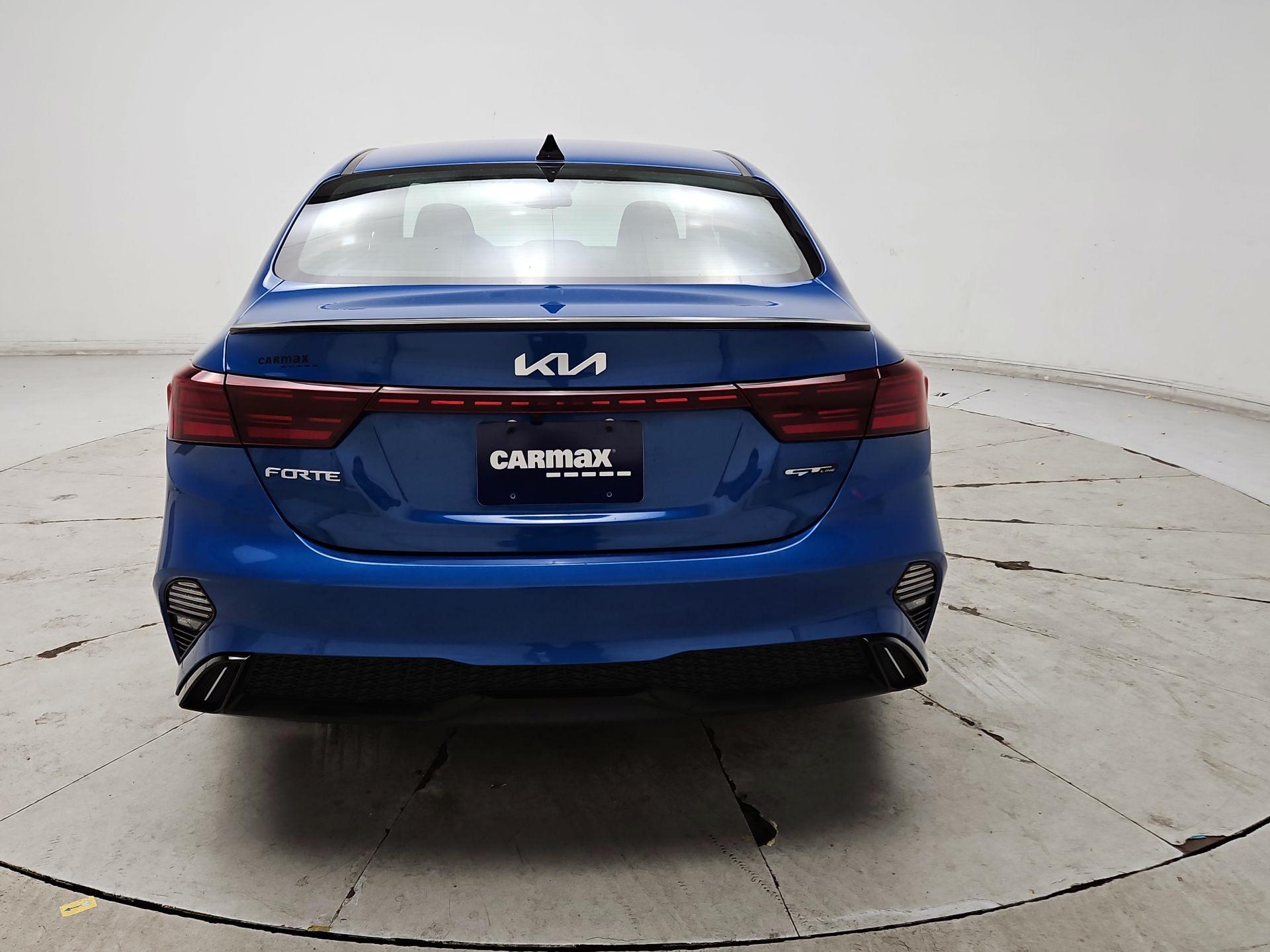 Thumbnail: 2022 Kia Forte - 6