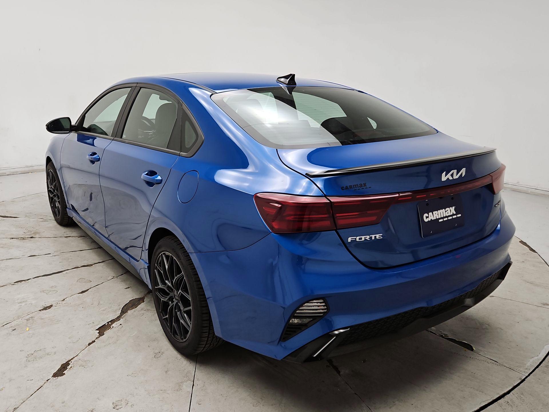 Thumbnail: 2022 Kia Forte - 7