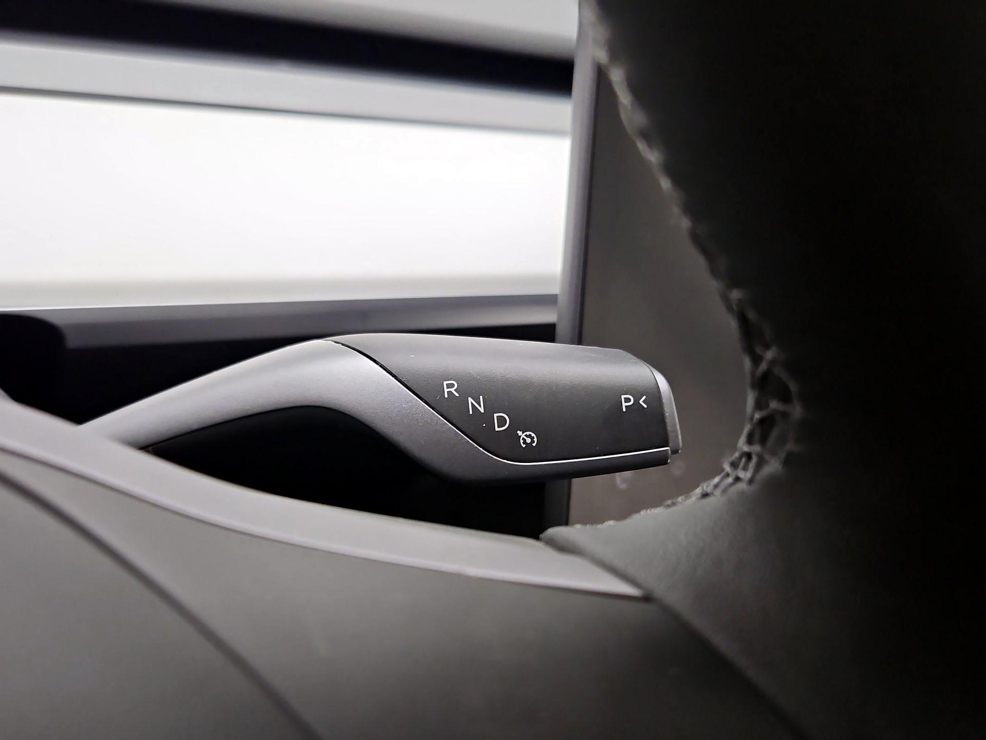 Thumbnail: 2024 Tesla Model Y - 15