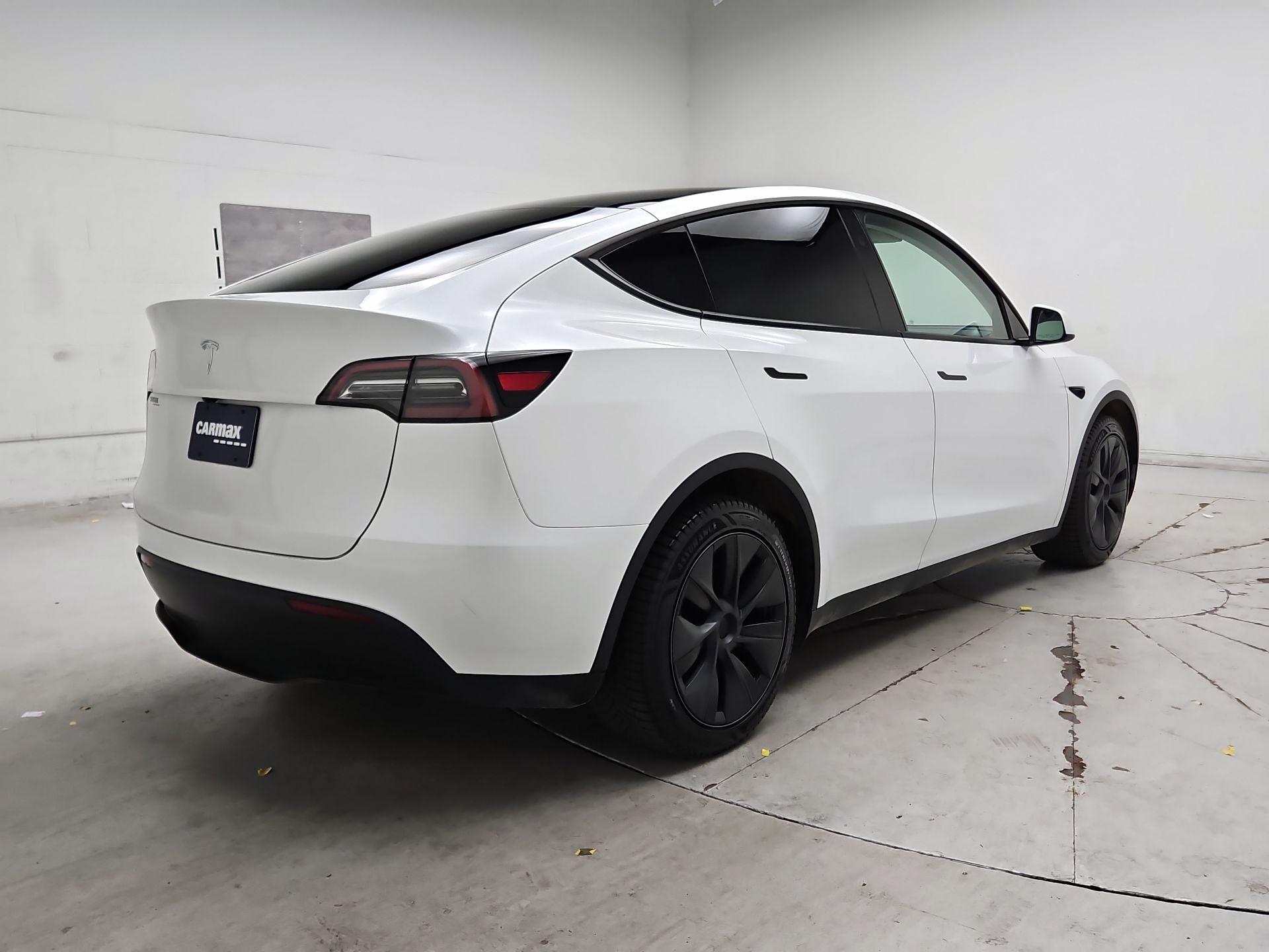 Thumbnail: 2024 Tesla Model Y - 5