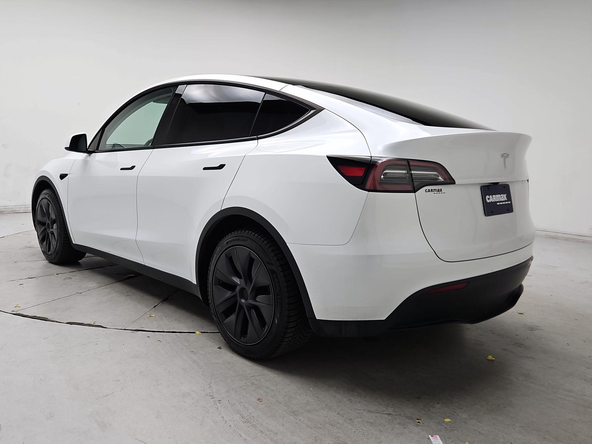 Thumbnail: 2024 Tesla Model Y - 7