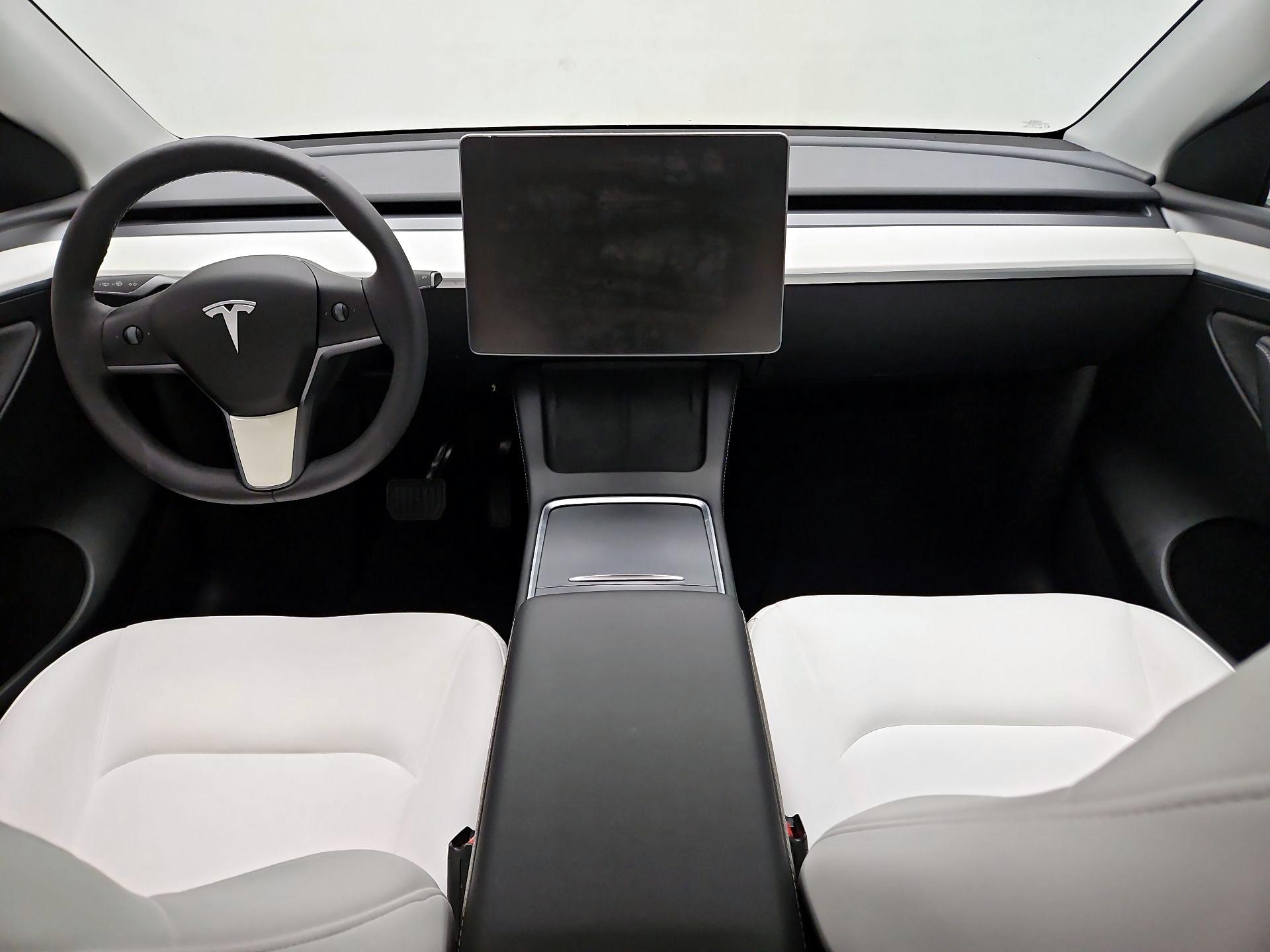 Thumbnail: 2024 Tesla Model Y - 8