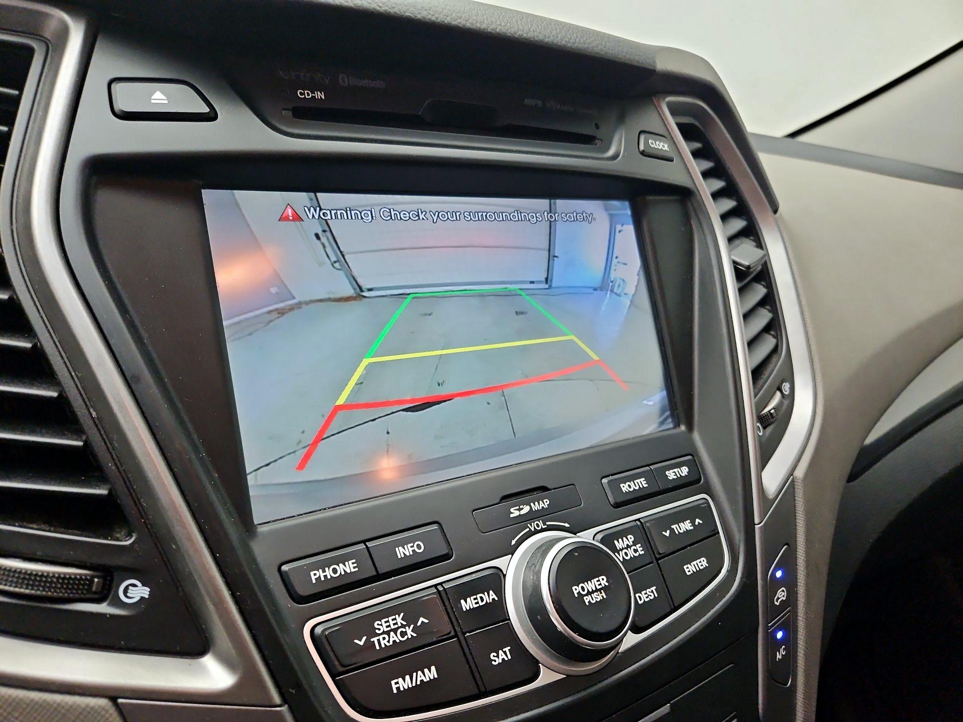 Thumbnail: 2015 Hyundai Santa Fe - 15