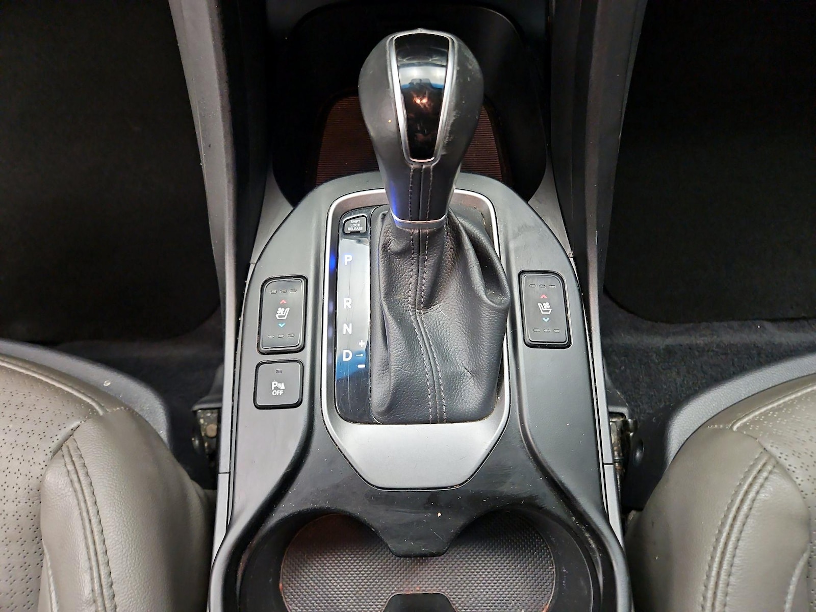 2015 Hyundai Santa Fe Sport 2.0T - Photo 19