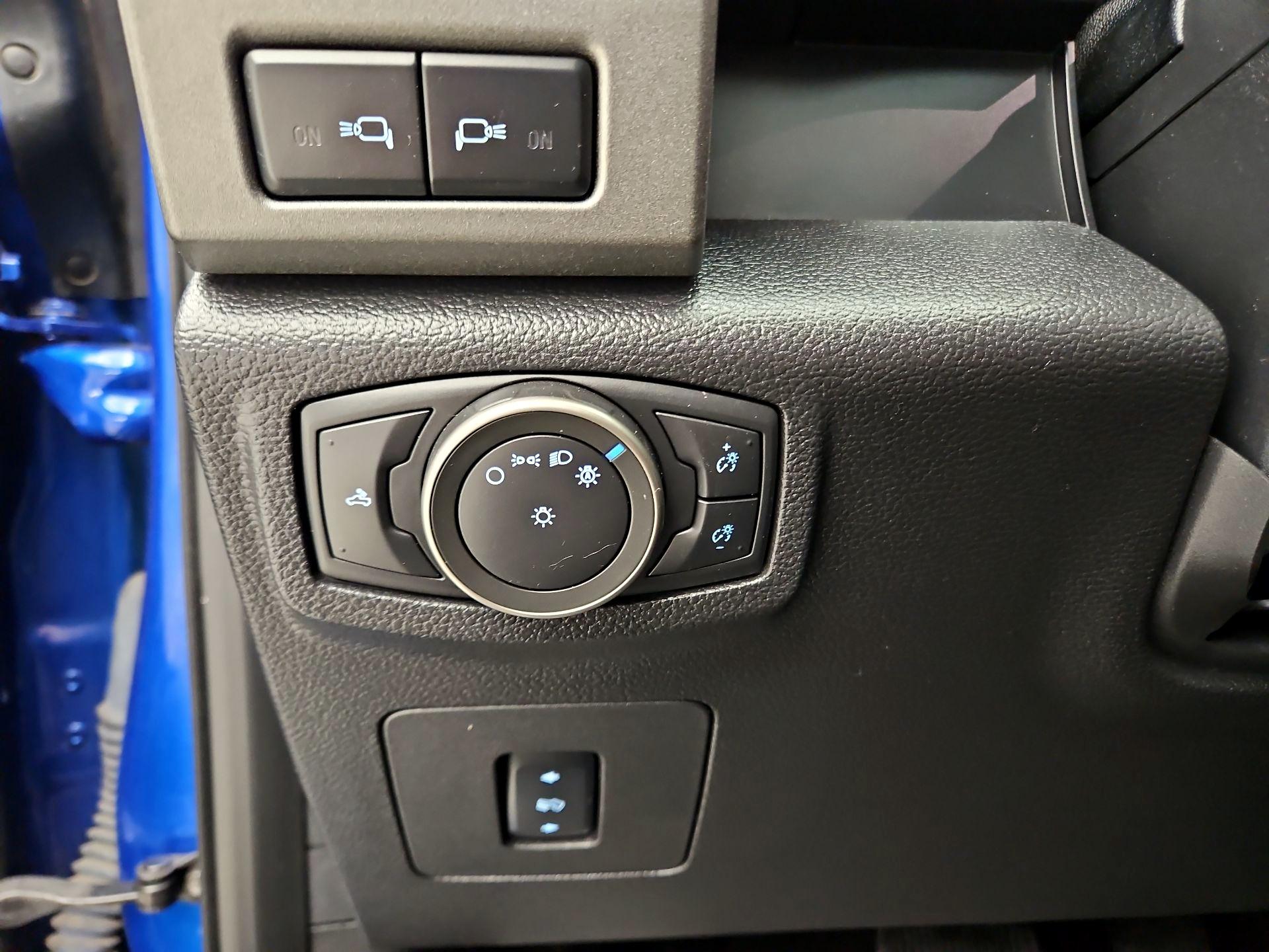 Thumbnail: 2017 Ford F-150 - 13