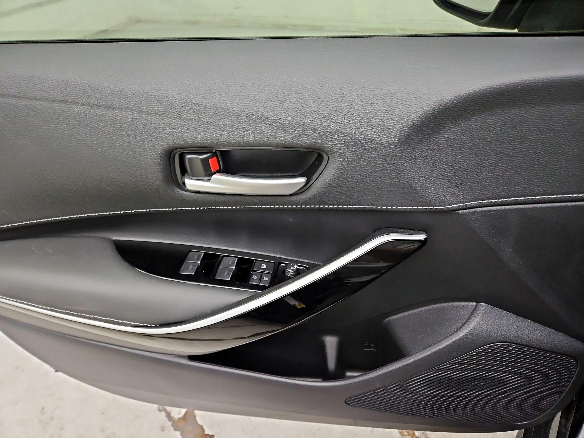 Thumbnail: 2024 Toyota Corolla - 10