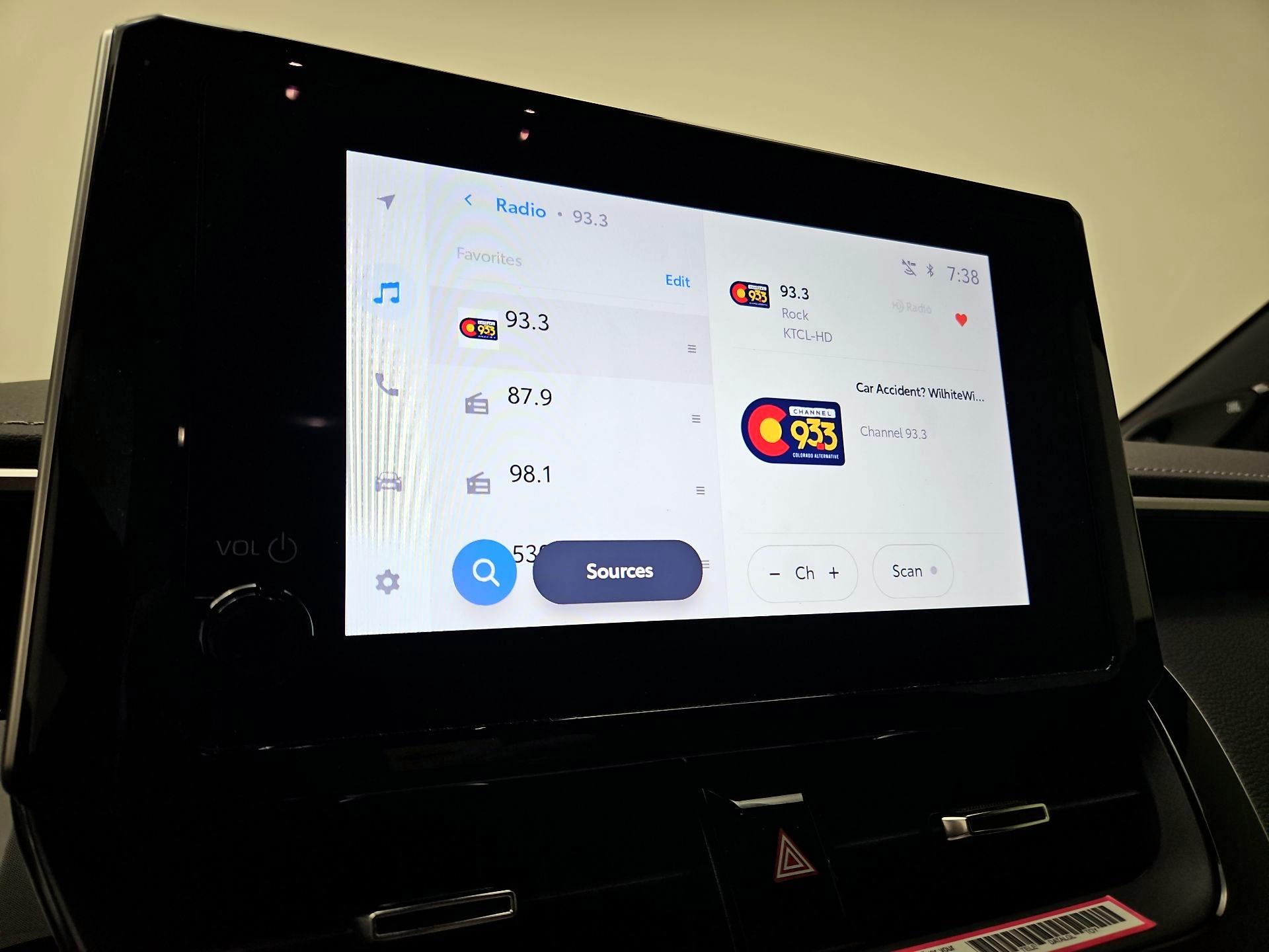 Thumbnail: 2024 Toyota Corolla - 13