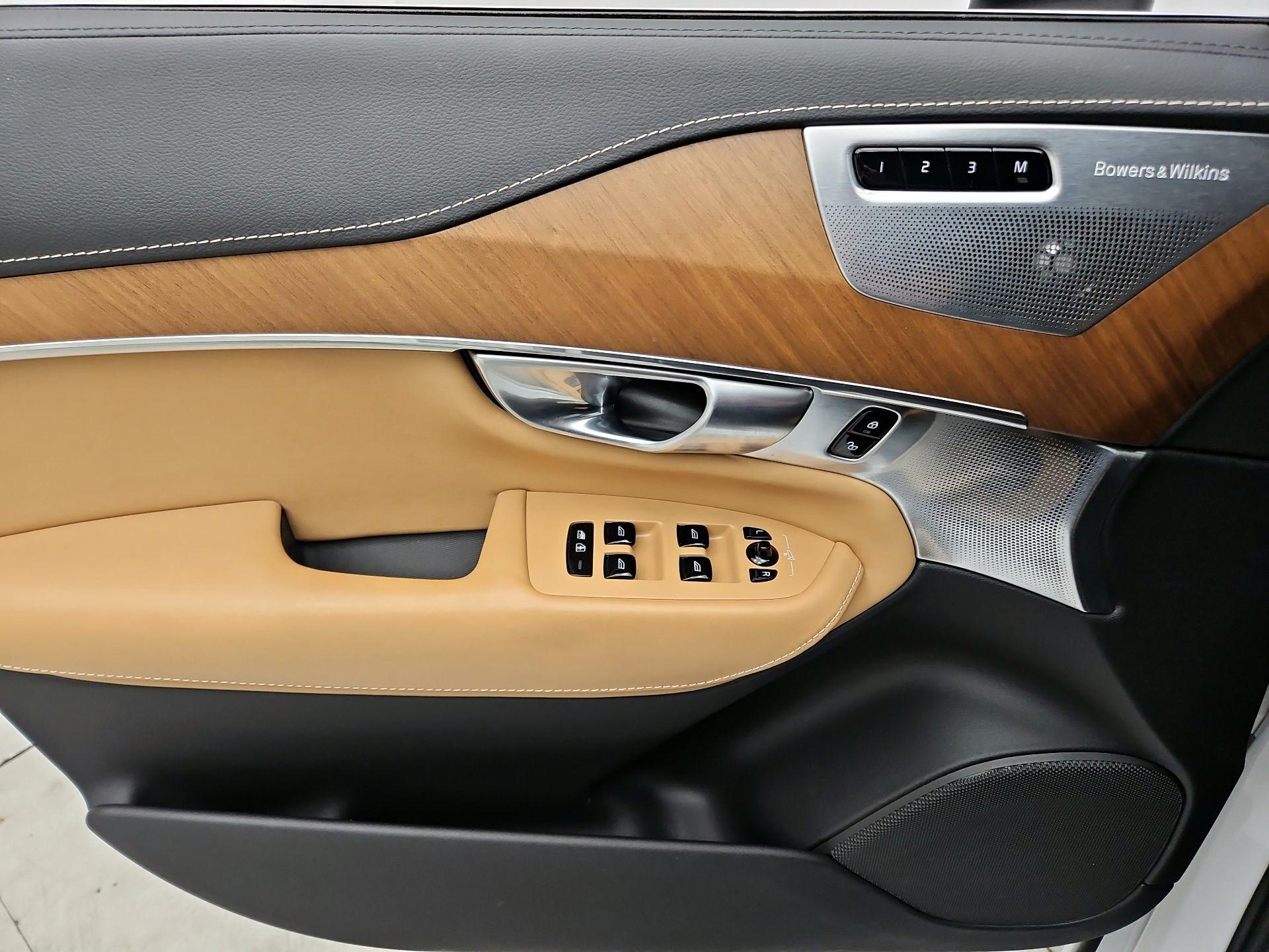 Thumbnail: 2019 Volvo XC90 - 12