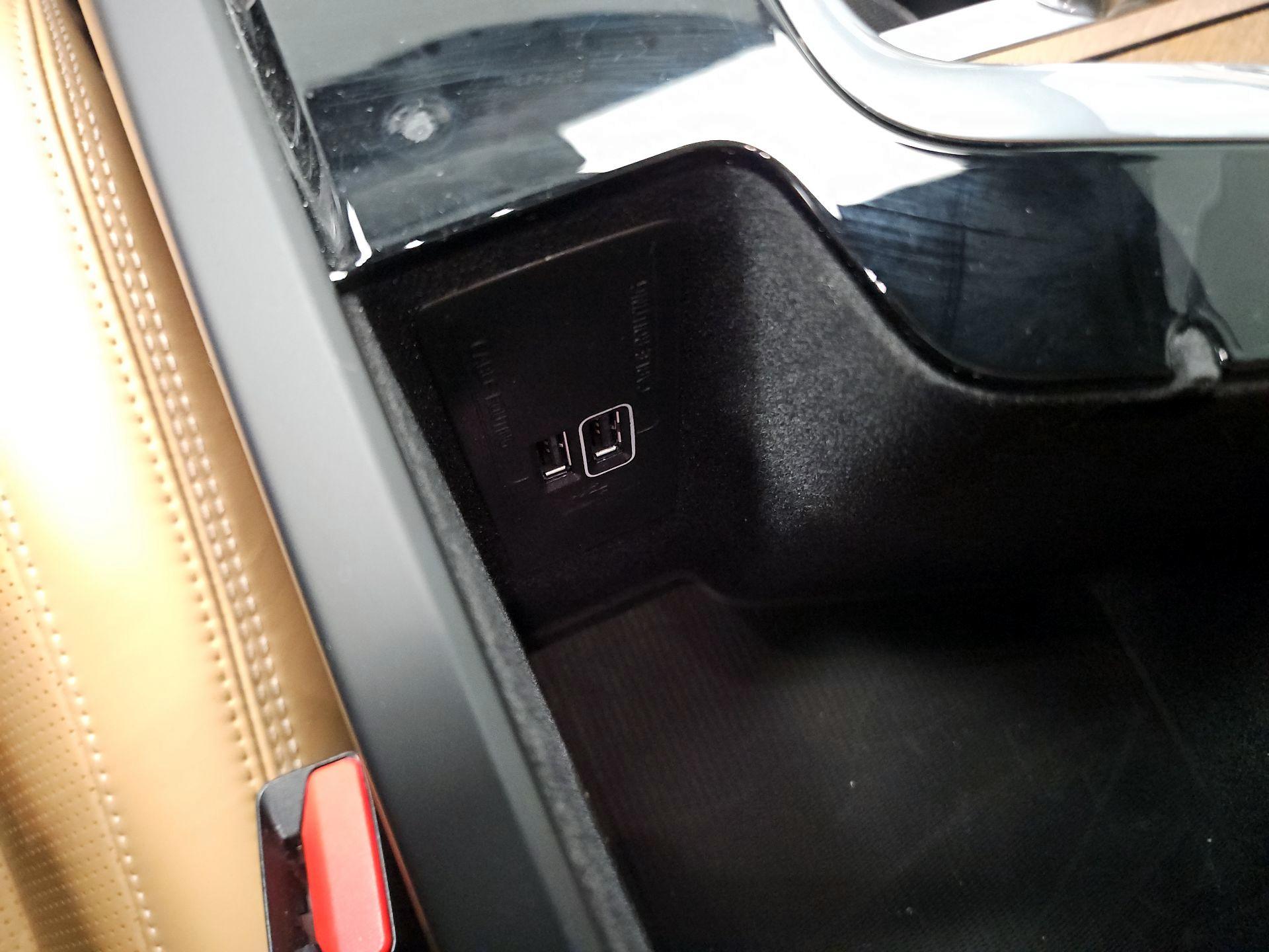 Thumbnail: 2019 Volvo XC90 - 19