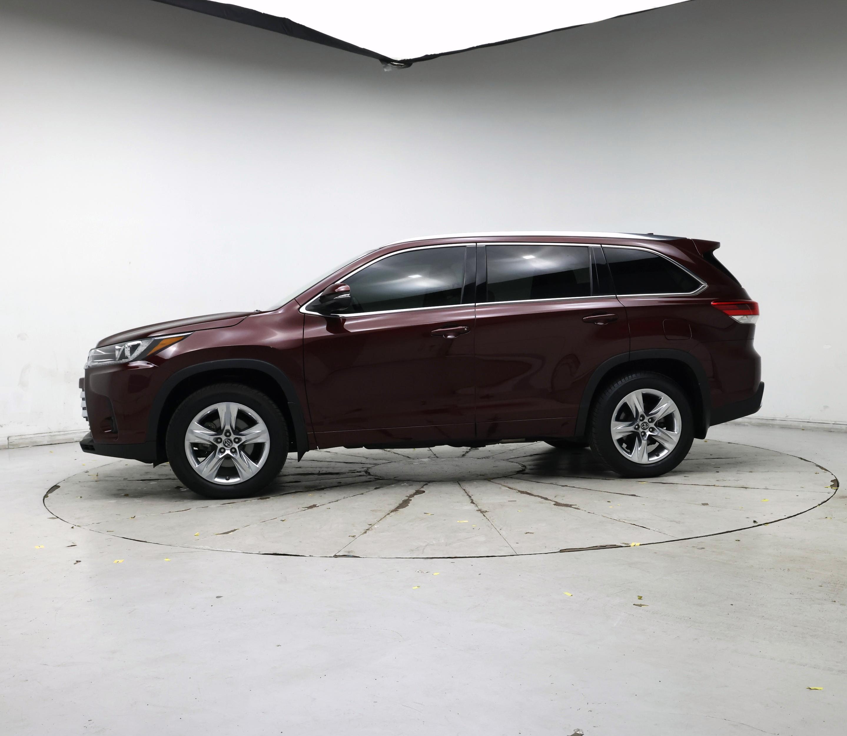 Thumbnail: 2018 Toyota Highlander - 3