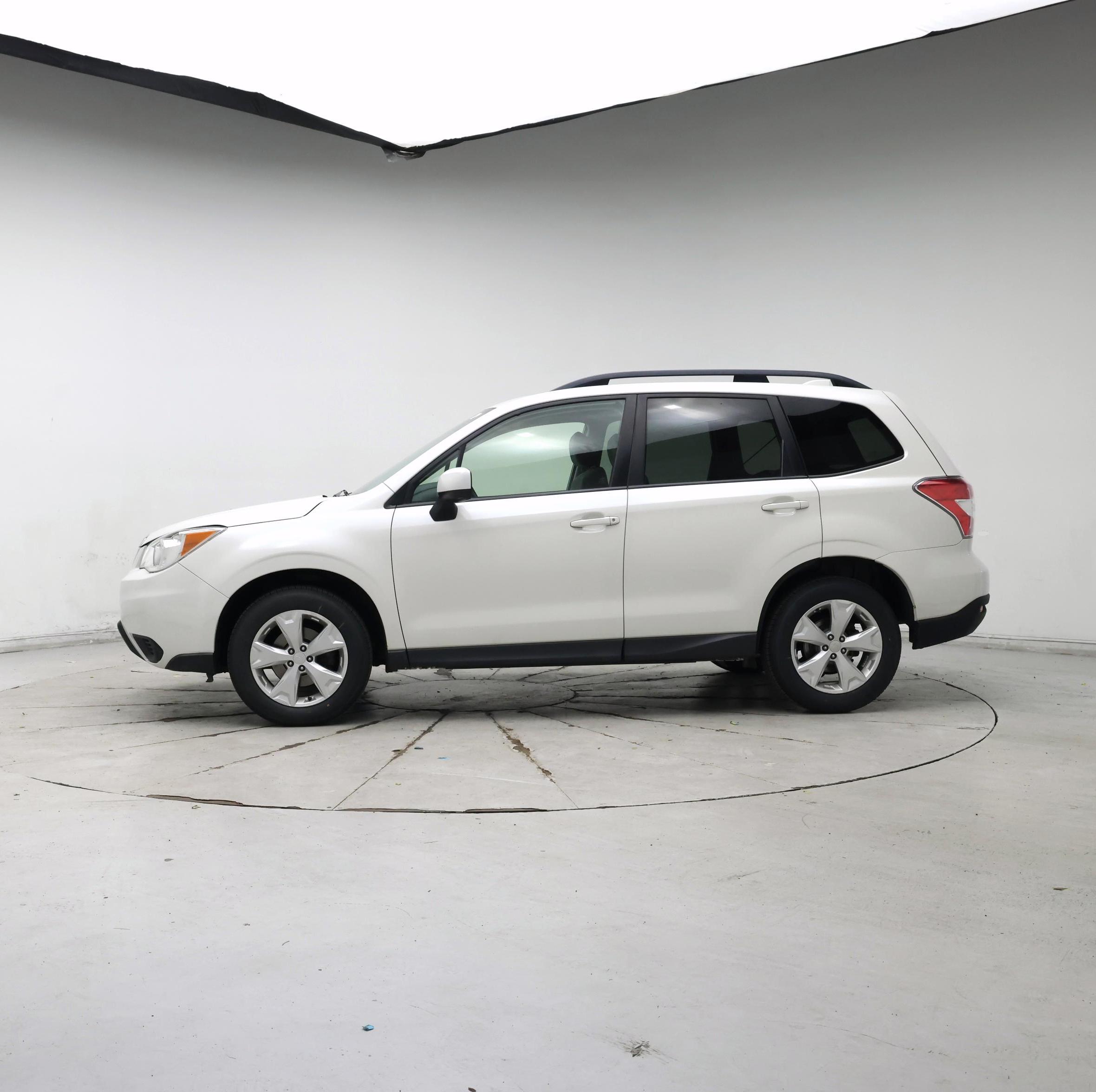 Thumbnail: 2016 Subaru Forester - 3
