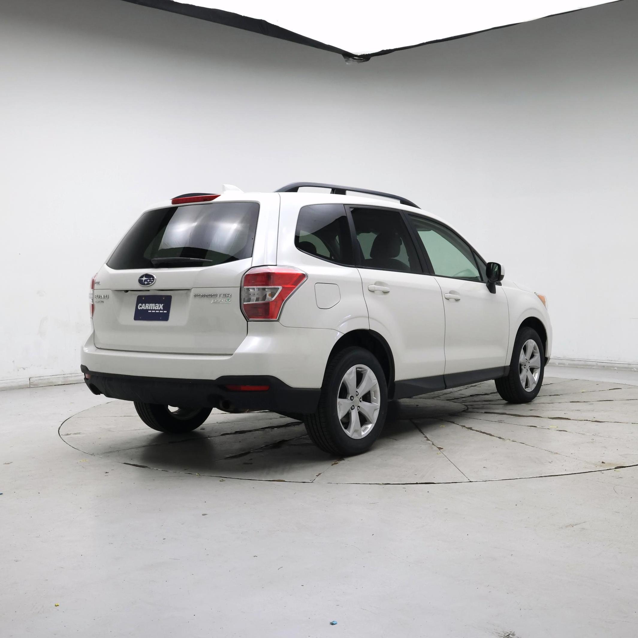 Thumbnail: 2016 Subaru Forester - 8