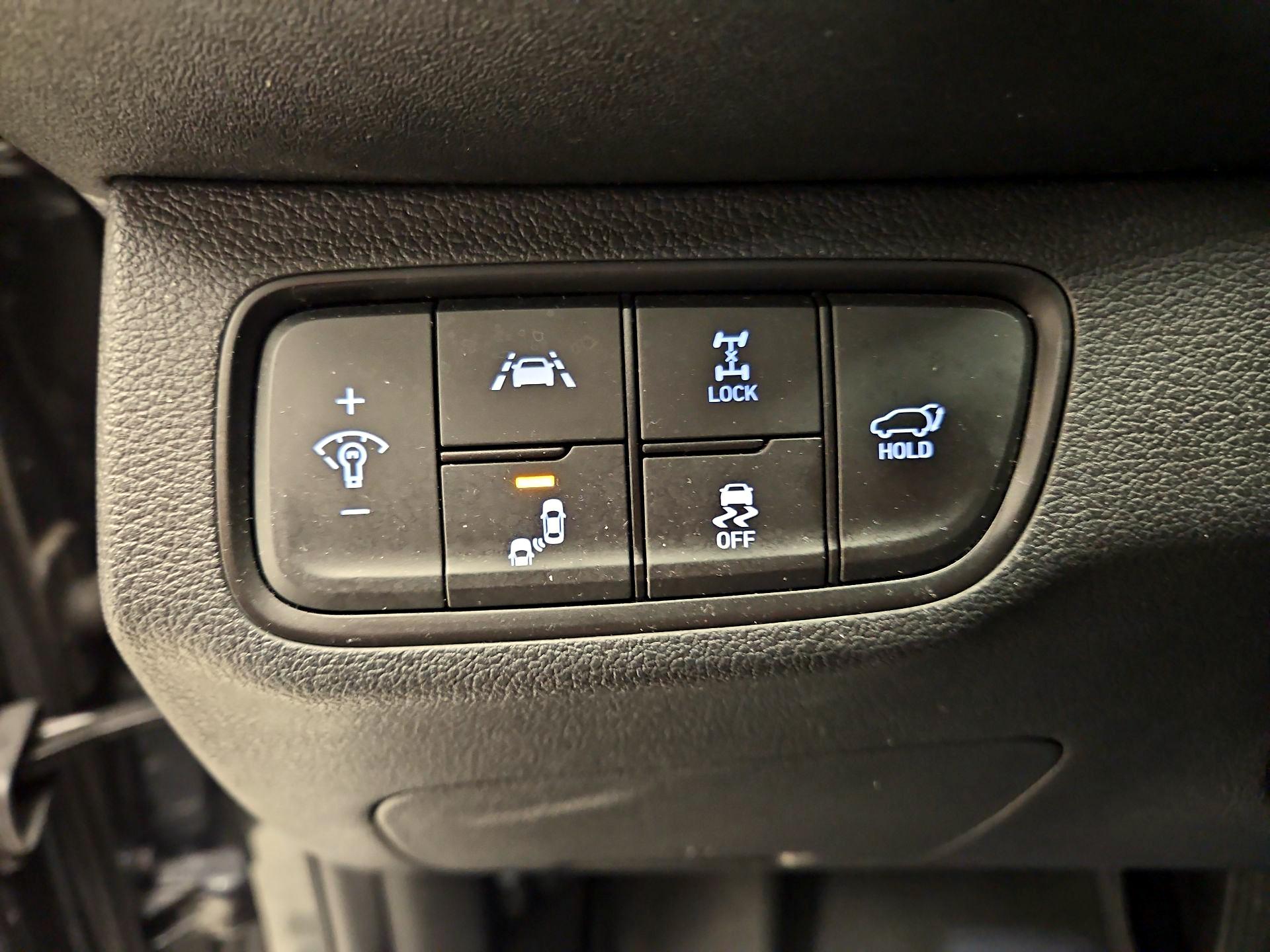 Thumbnail: 2020 Hyundai Santa Fe - 11