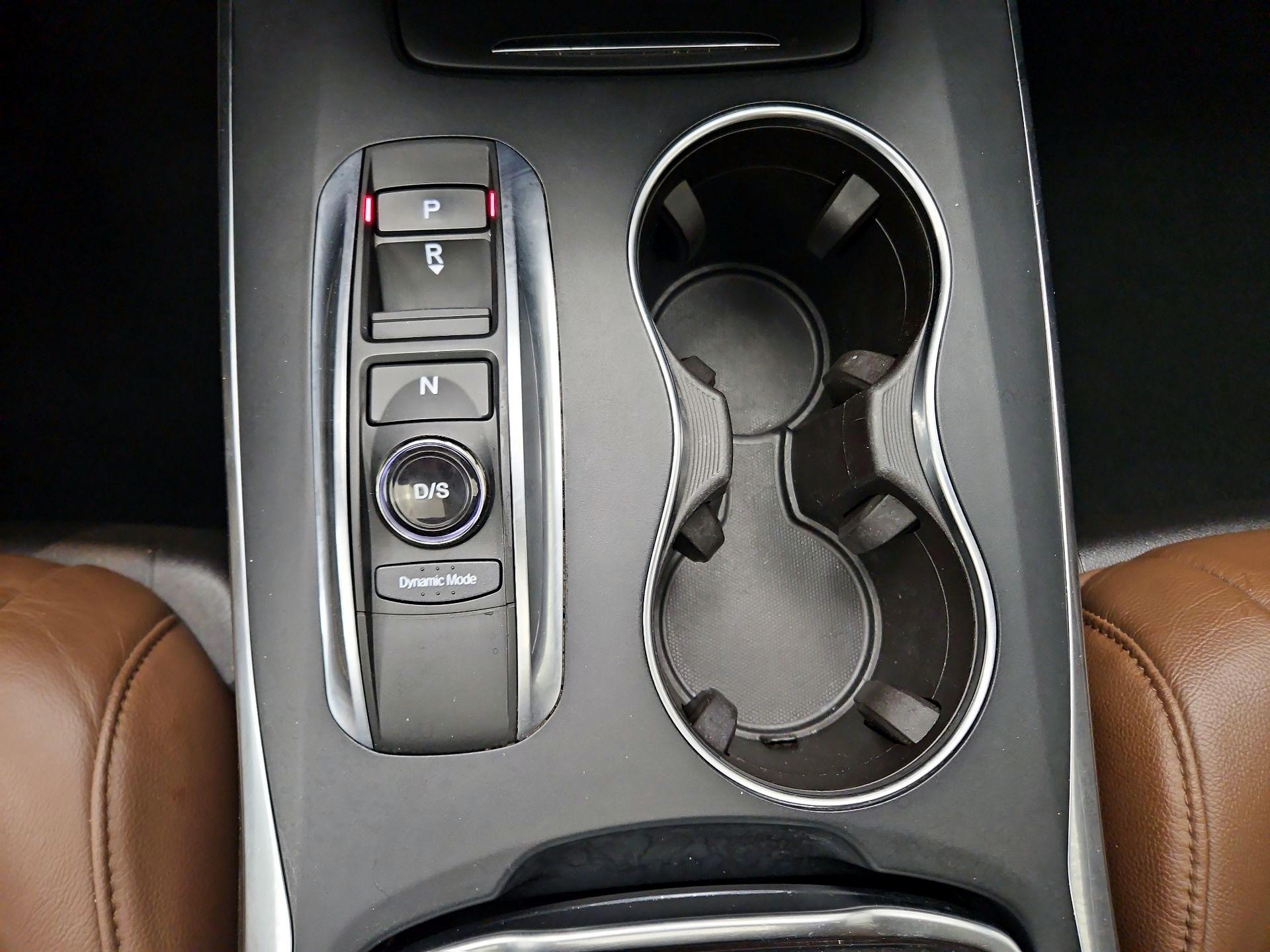 Thumbnail: 2017 Acura MDX - 18